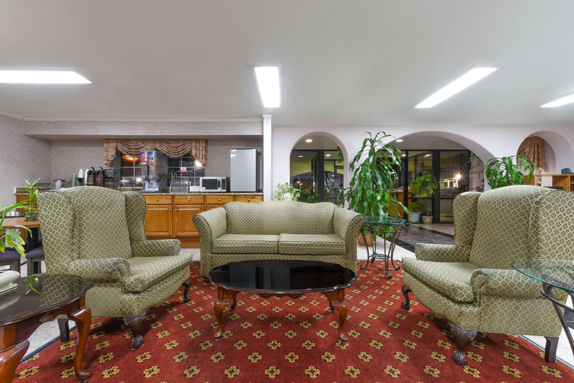 Vista Lobby Super 8 by Wyndham Burleson Fort Worth Area