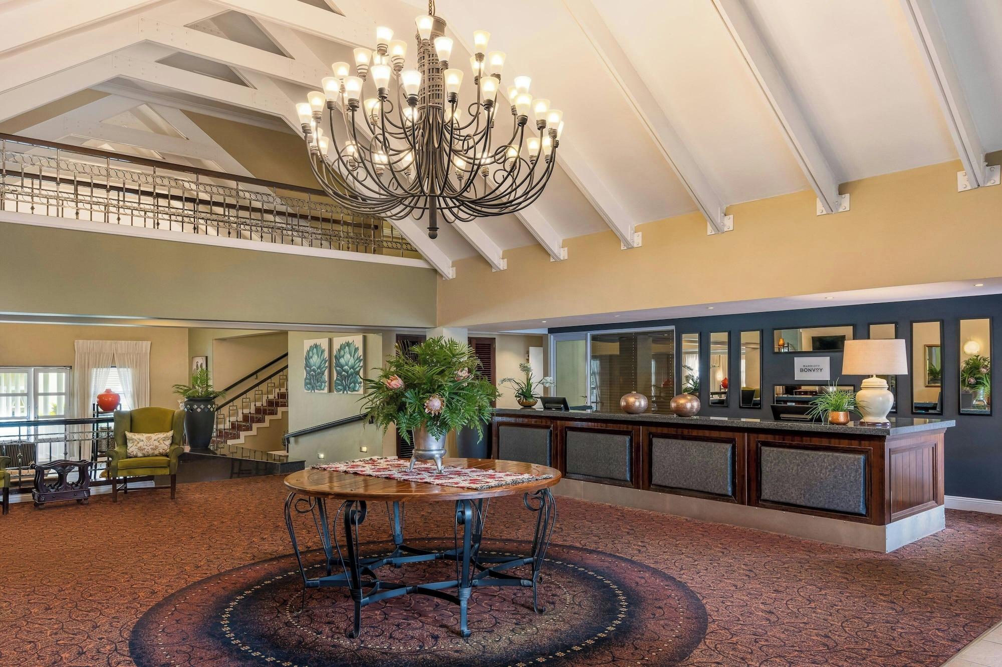 Vista Lobby Protea Hotel by Marriott Nelspruit