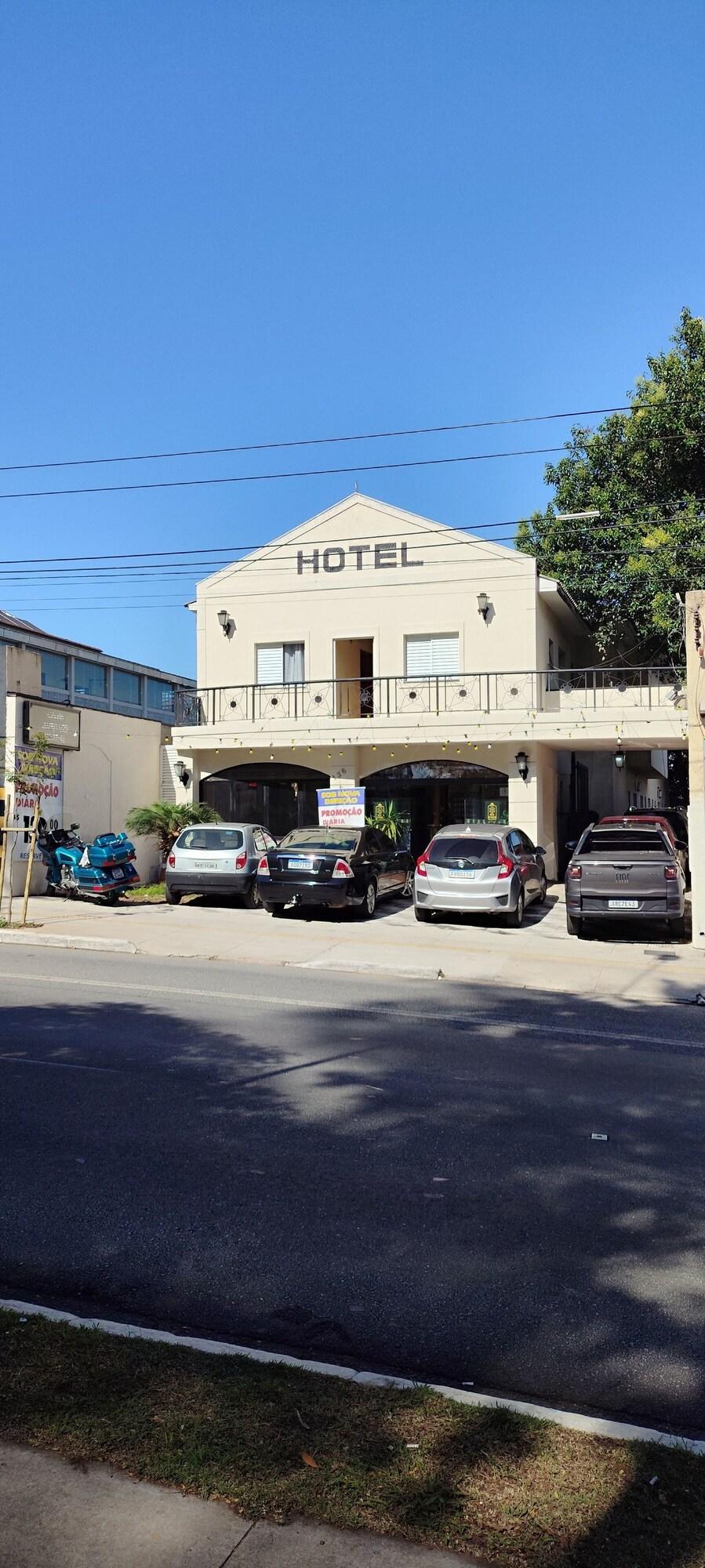 Varios Hotel do Museu no ipiranga