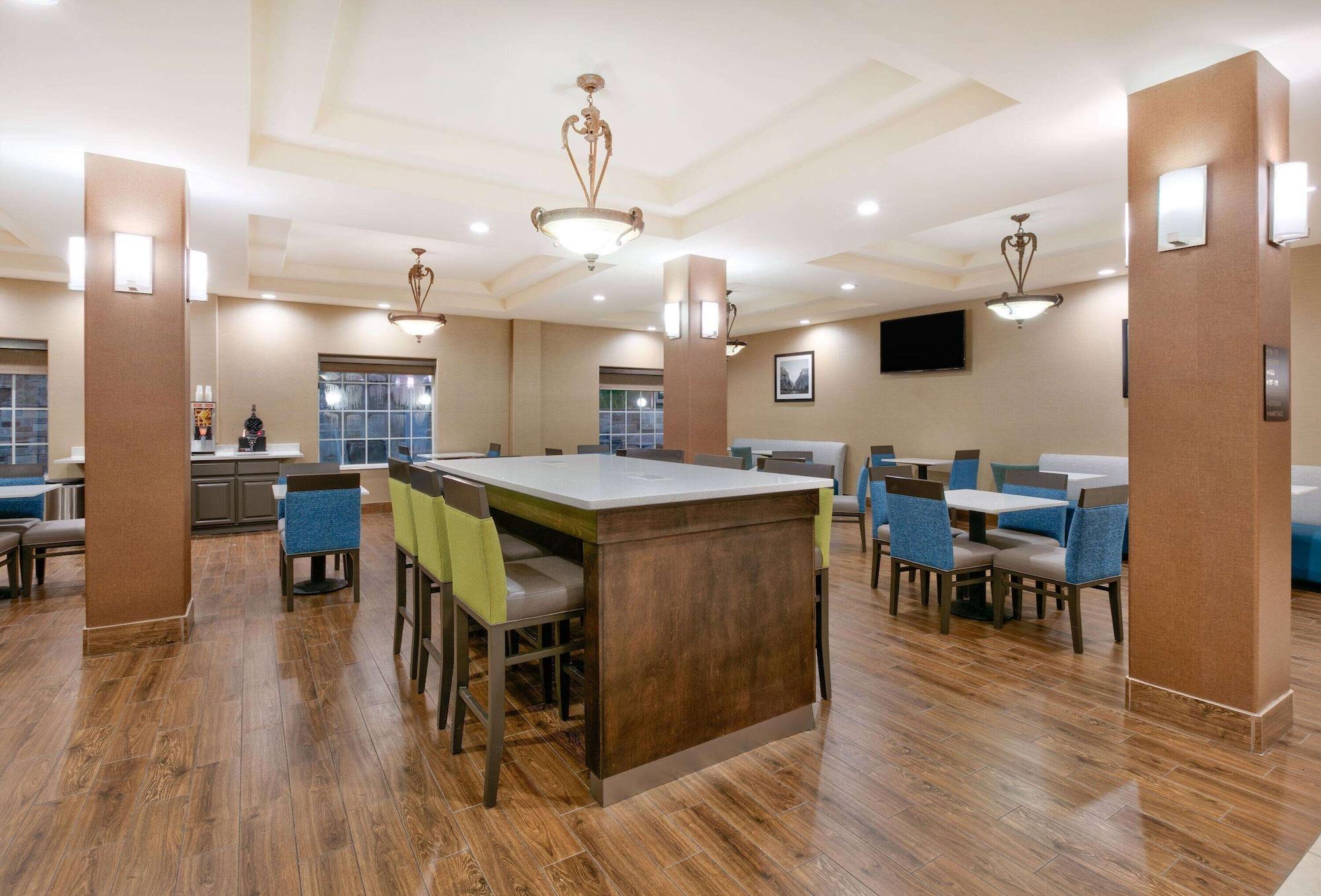 Restaurant Baymont Inn & Suites by Wyndham Glen Rose