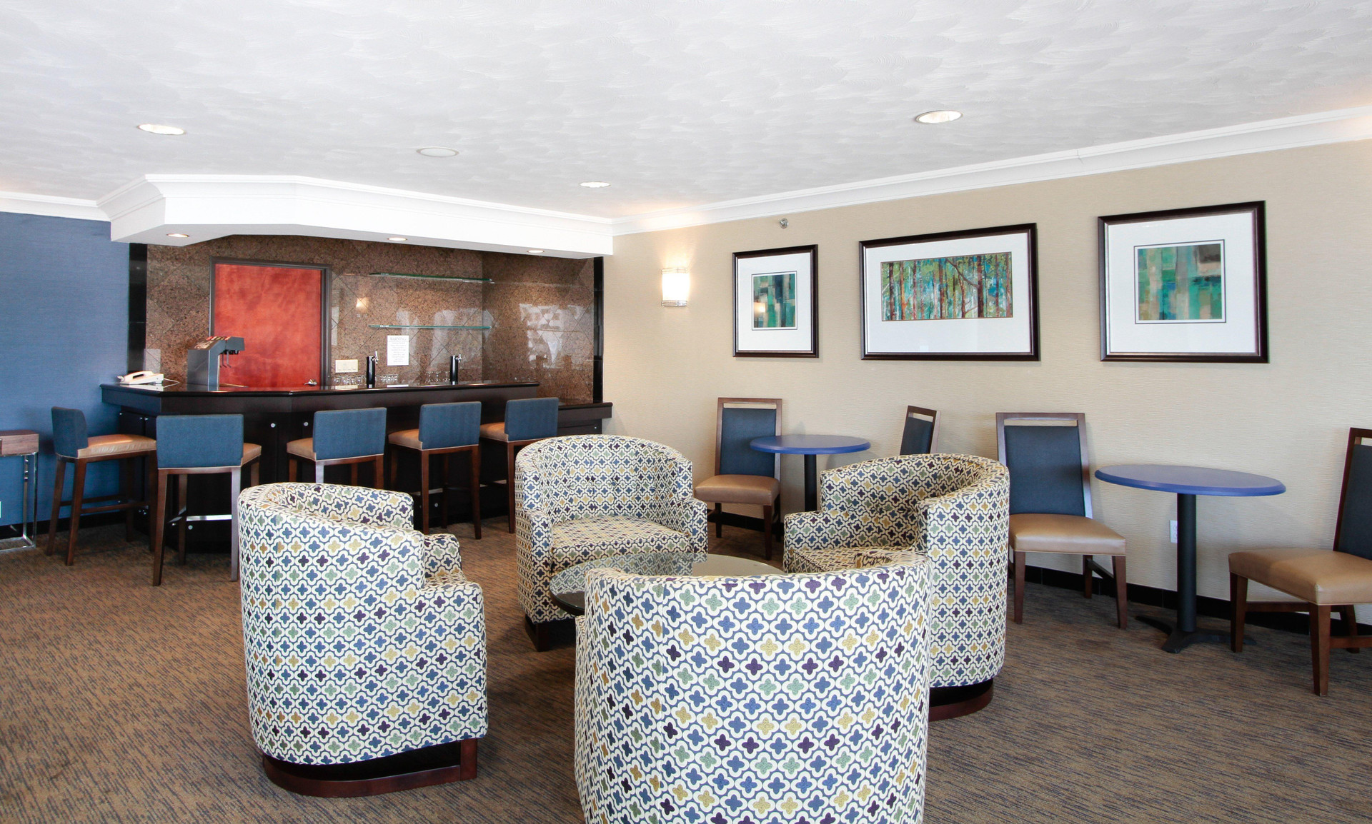 Vista Lobby Holiday Inn Express San Diego Downtown by IHG