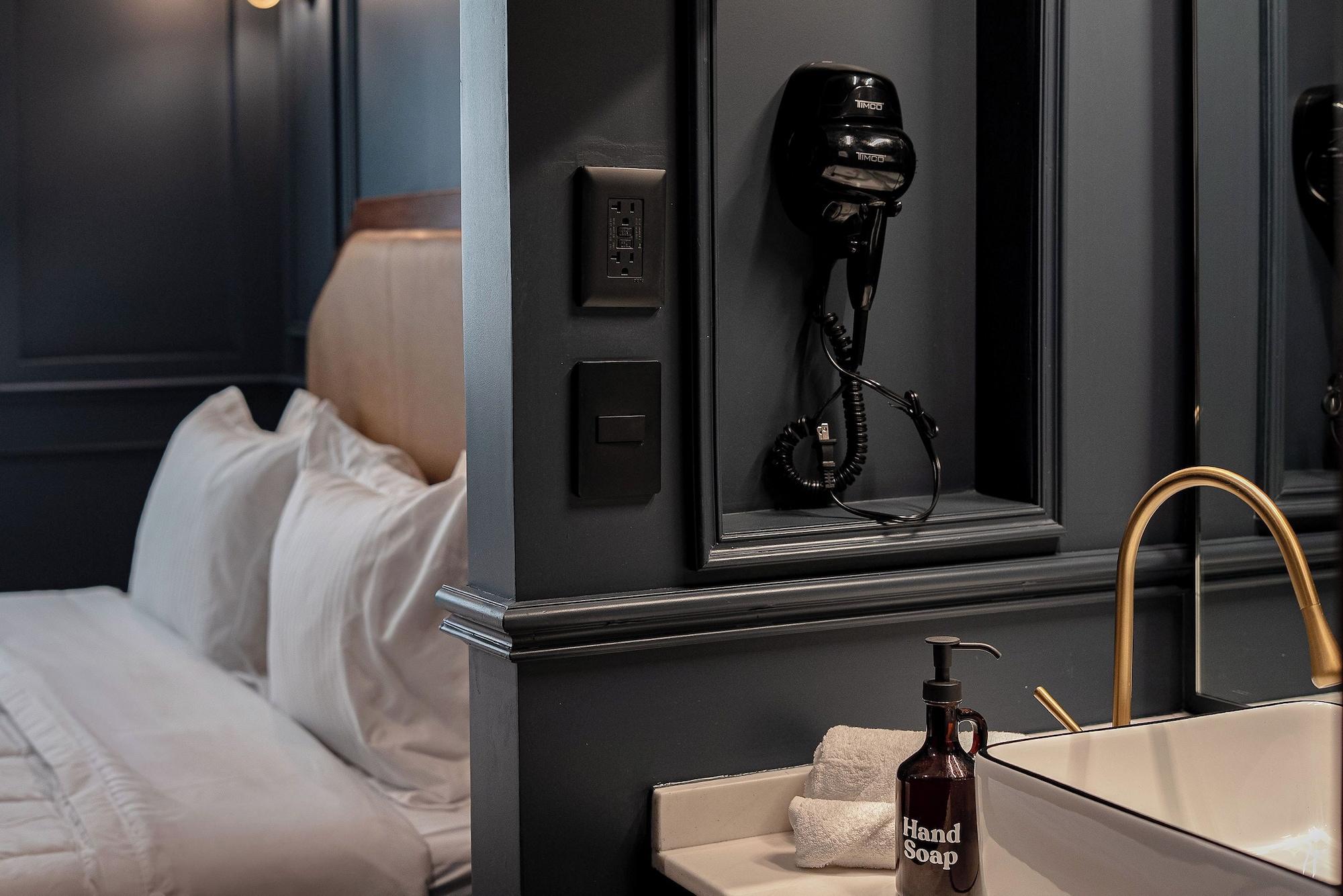 Equipamiento de Habitación The Midnight Bloom Suite