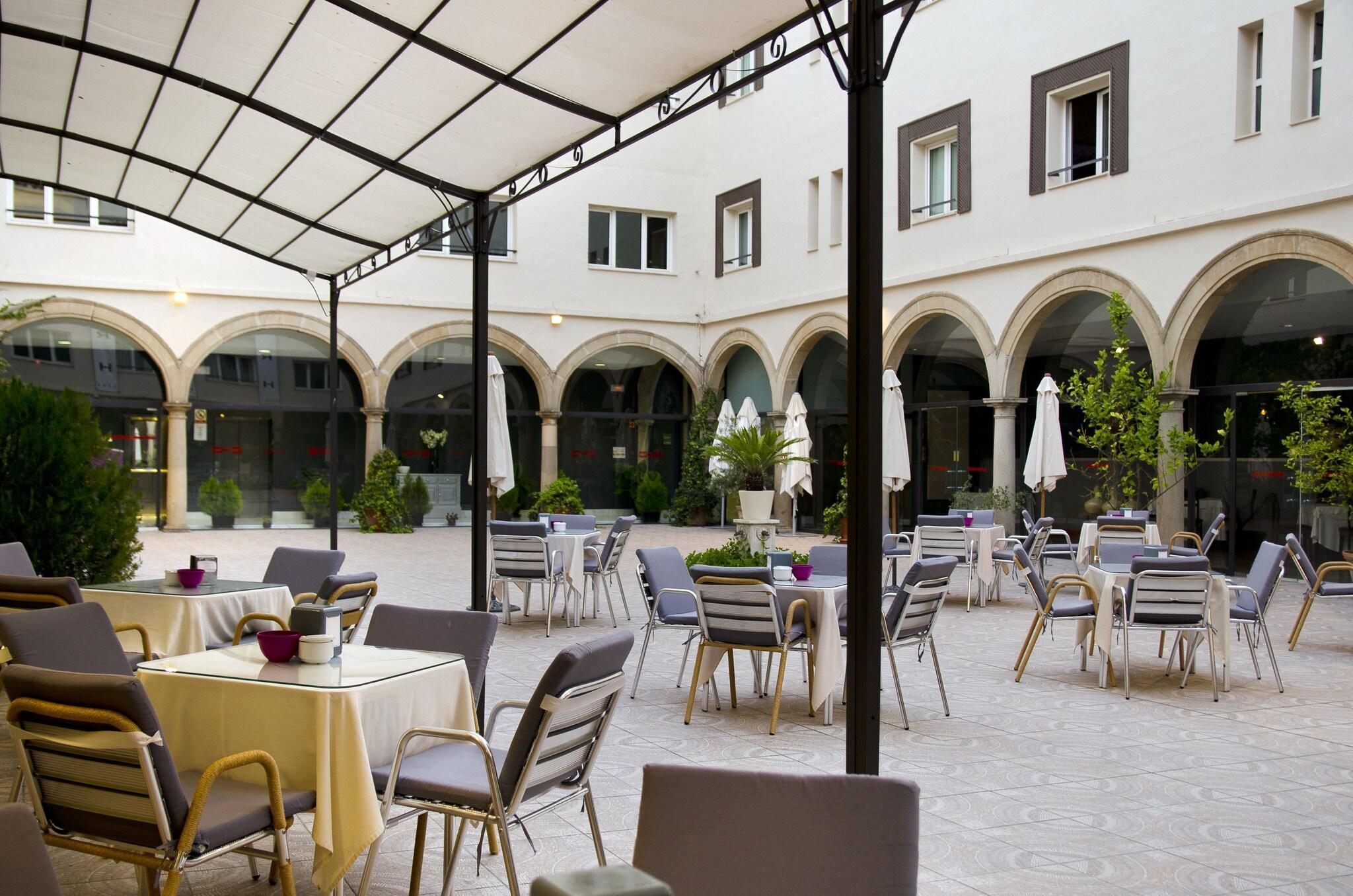 Vista Lobby TRH Ciudad de Baeza