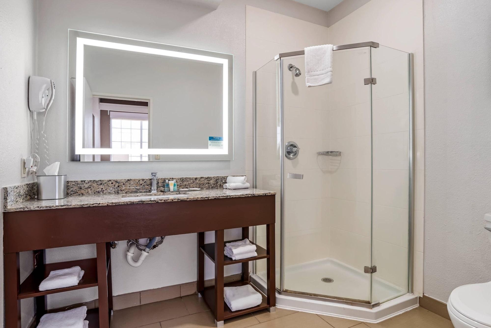 Habitación Comfort Suites Hattiesburg near University