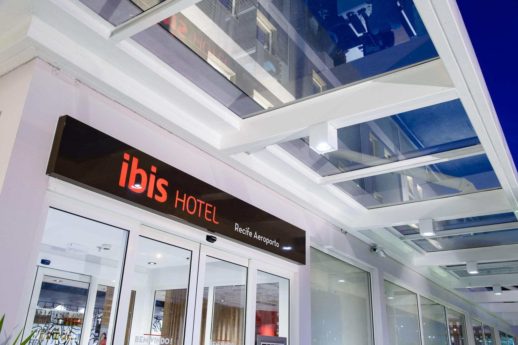 Vista Exterior ibis Recife Aeroporto