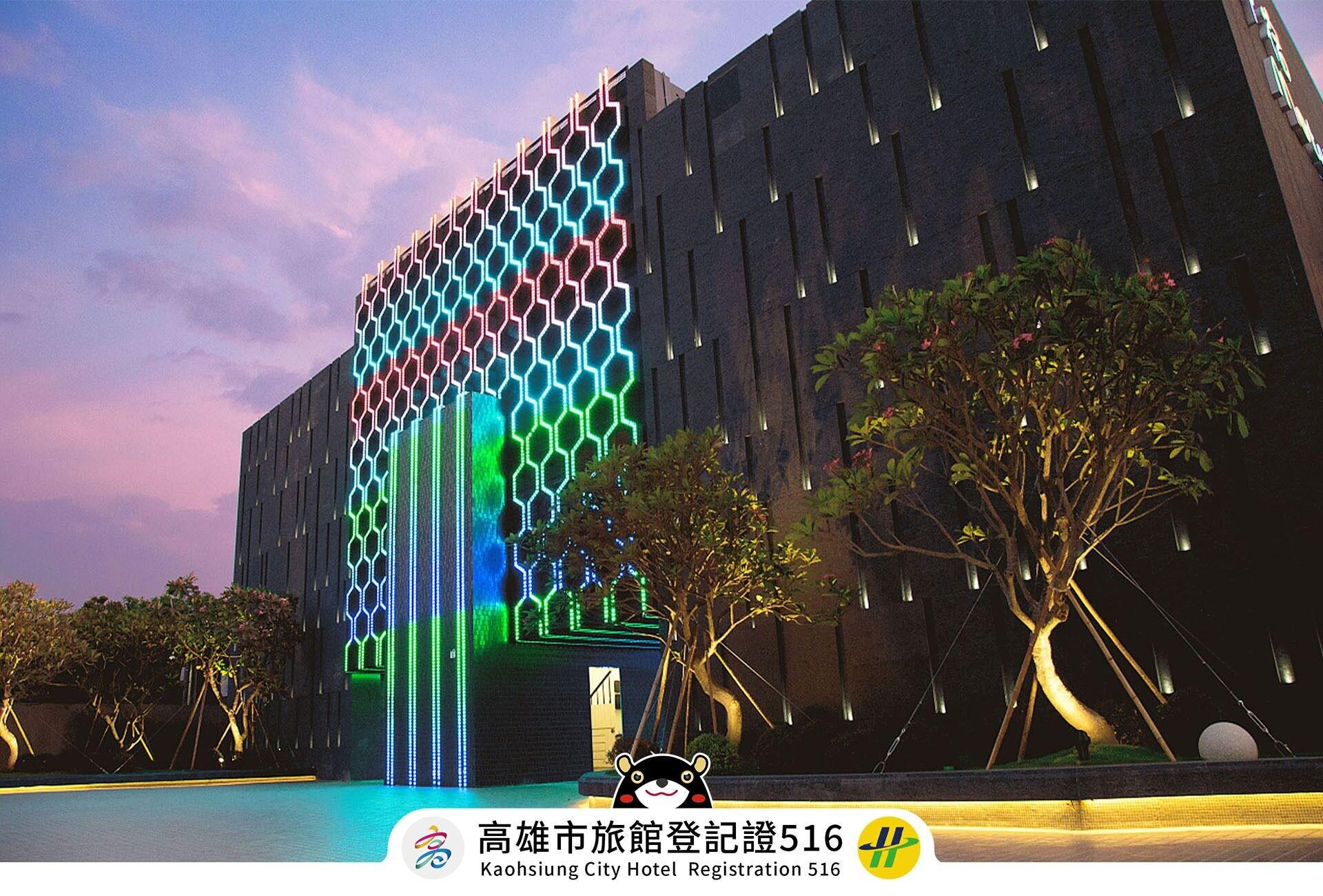 Varios Royal Group Motel Feng Shan Branch