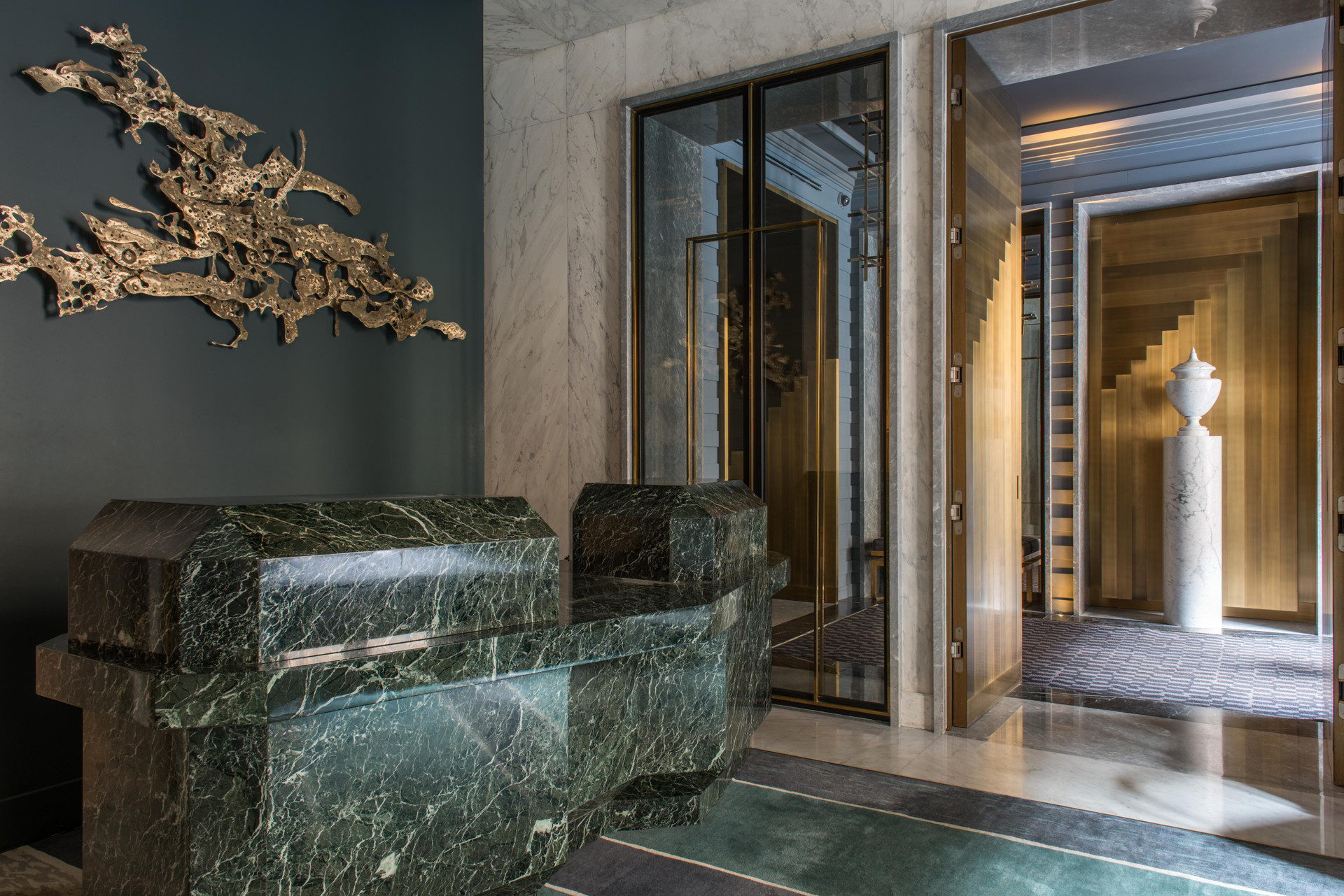 Vista Lobby Nolinski Paris