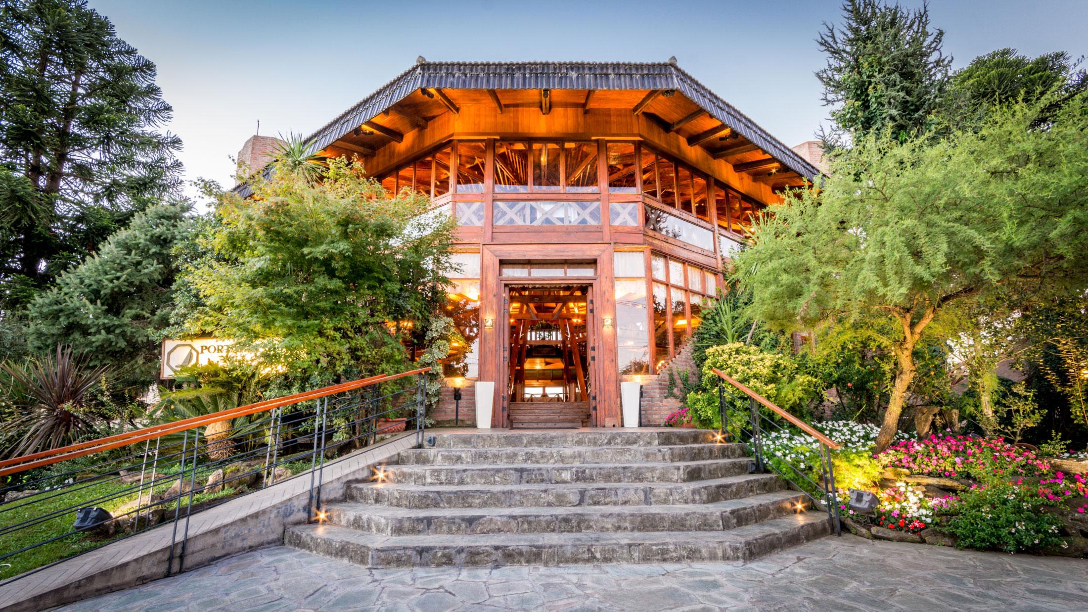 Vista Exterior Portal del Lago Hotel