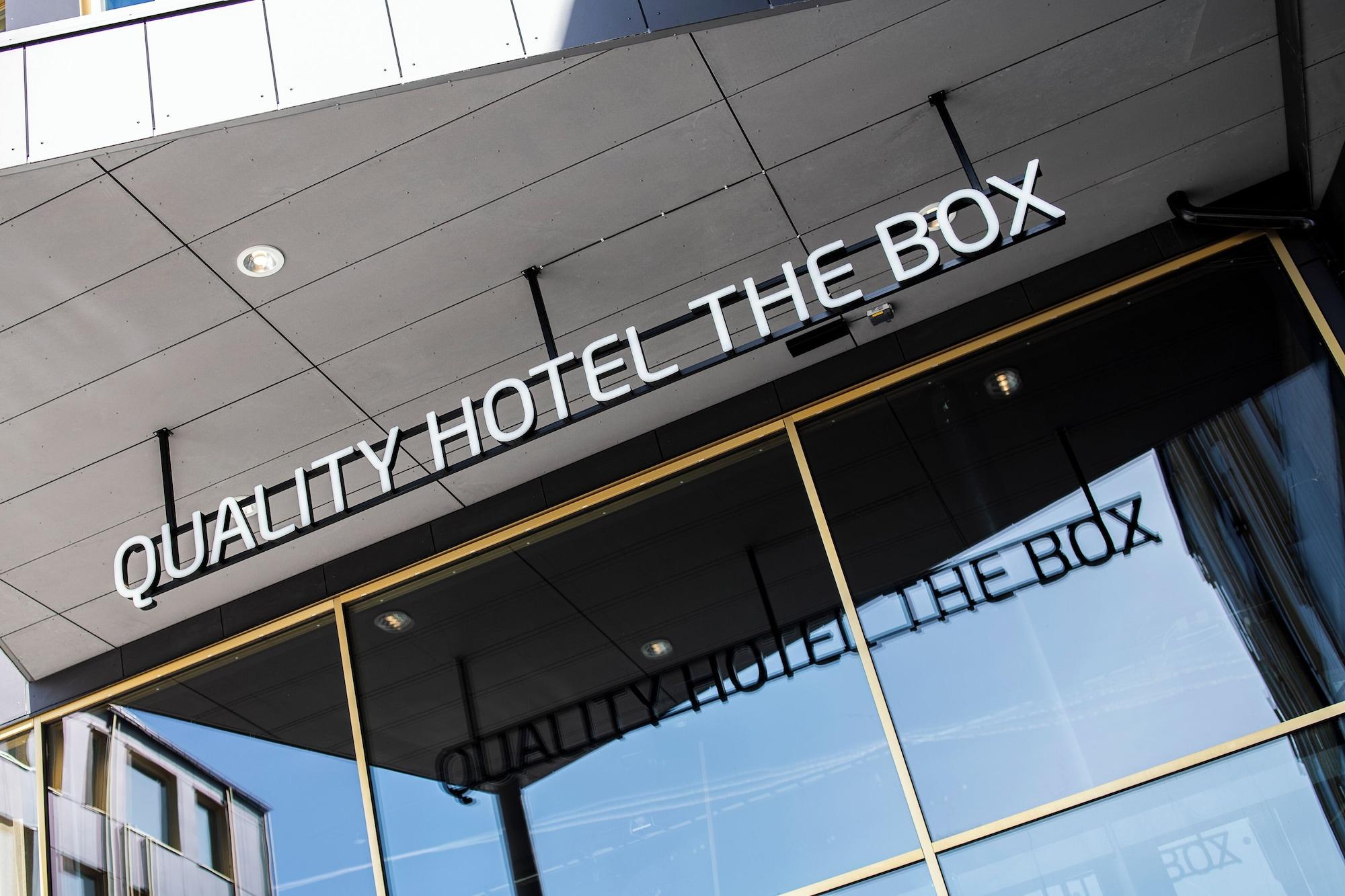 Vista Exterior Quality Hotel The Box