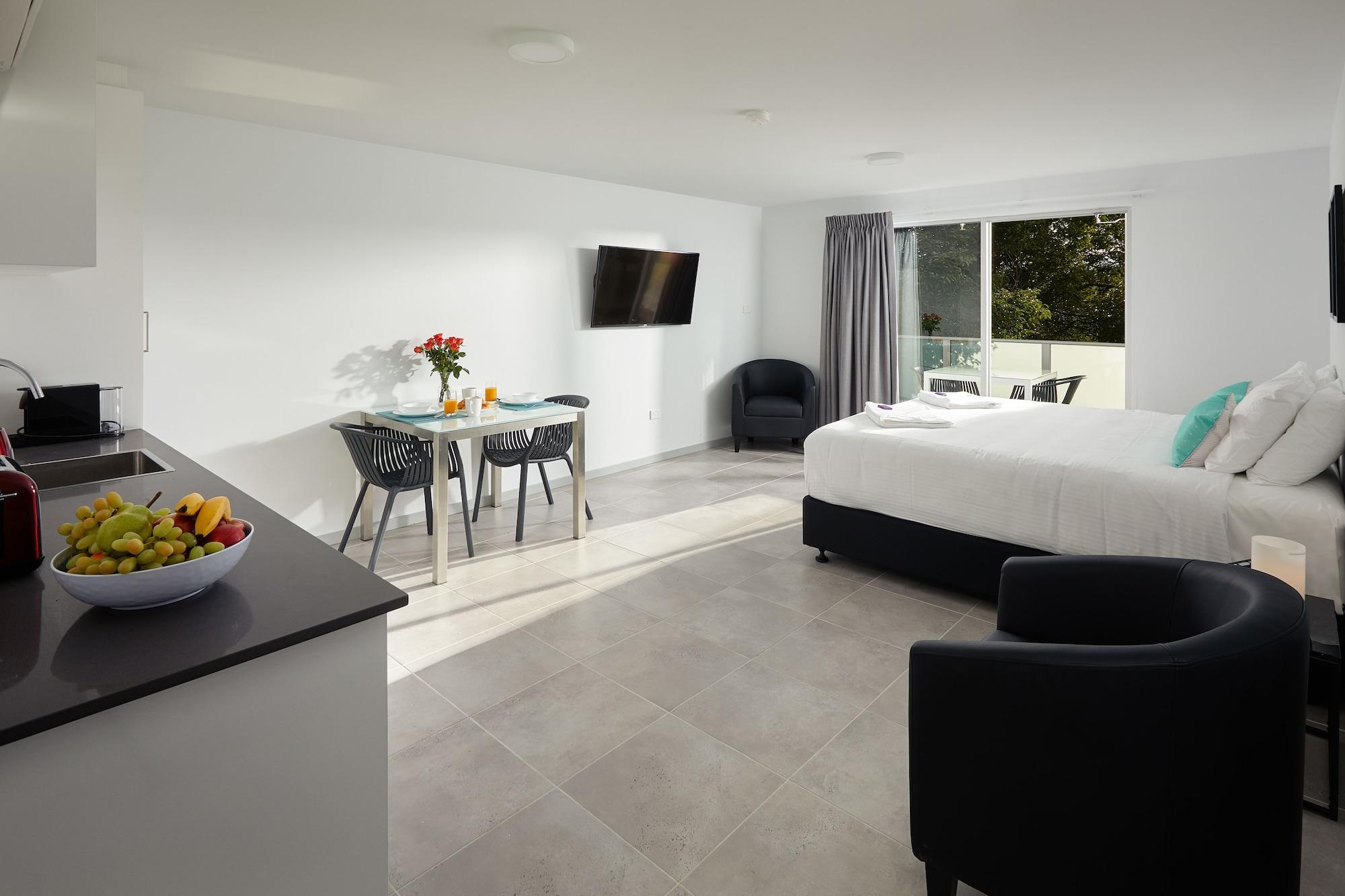 Varios East Maitland Executive Apartments