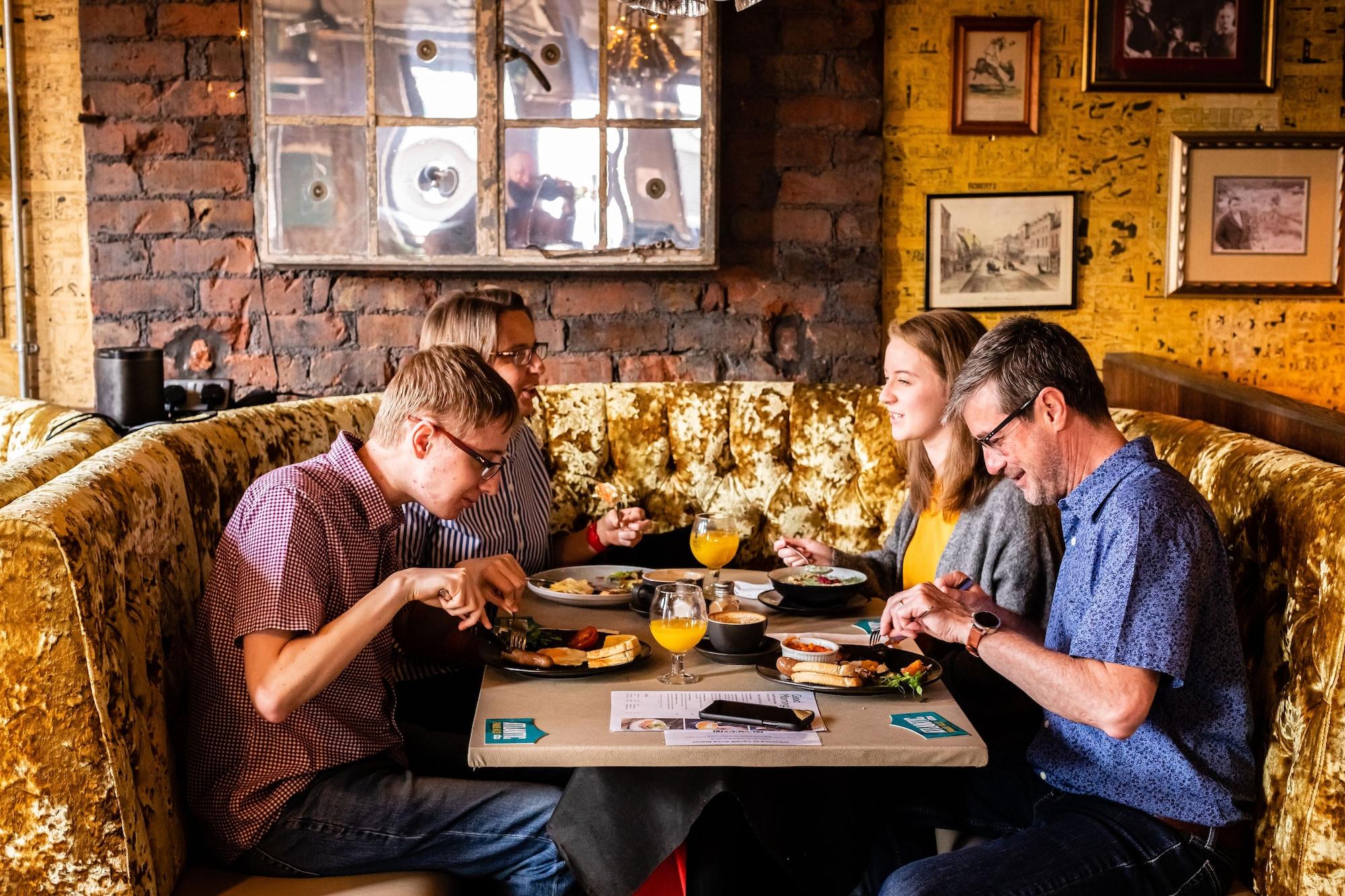 Restaurant Cardiff Arms Bistro and Hotel