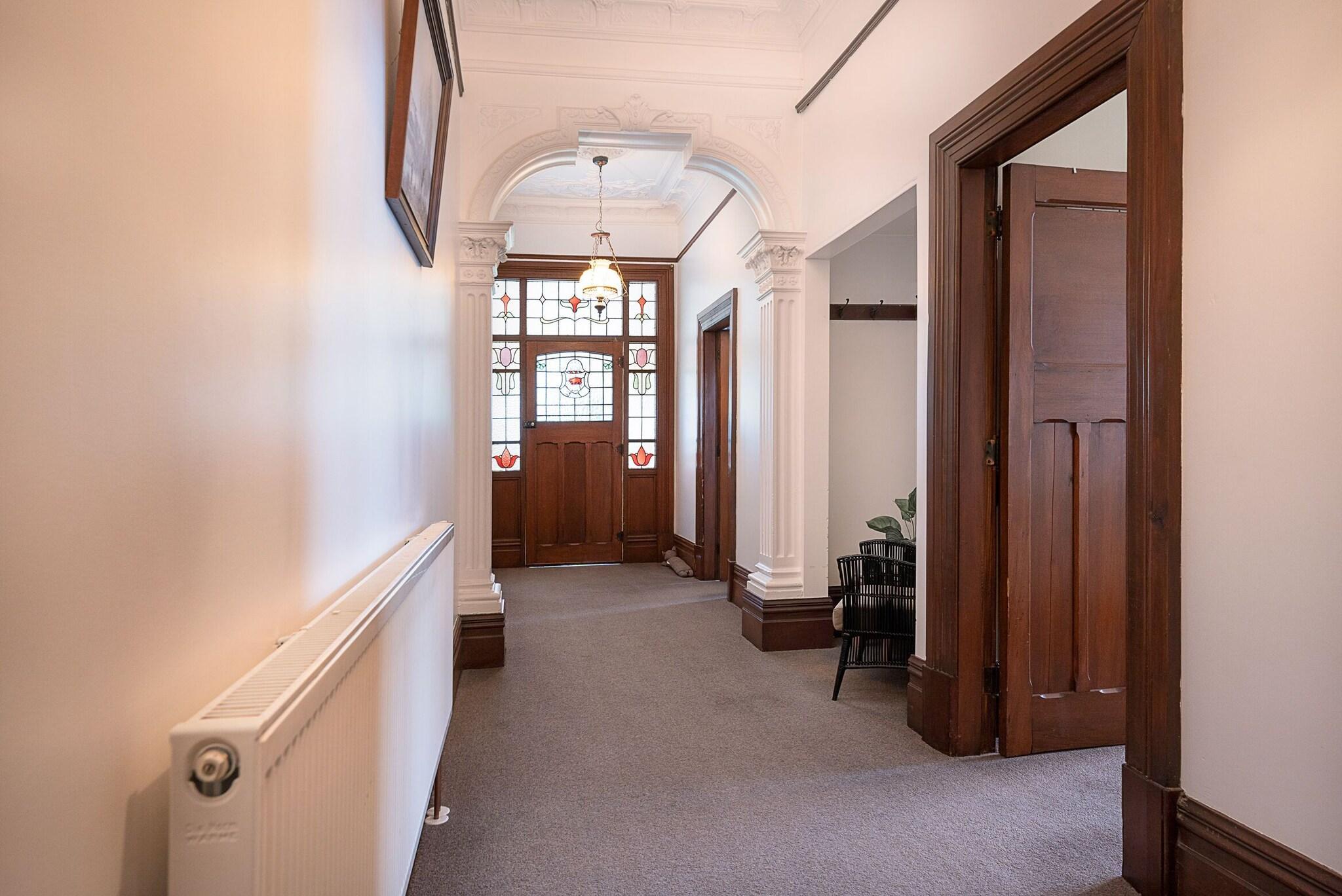 Vista Lobby The Fern & Thistle Accommodation