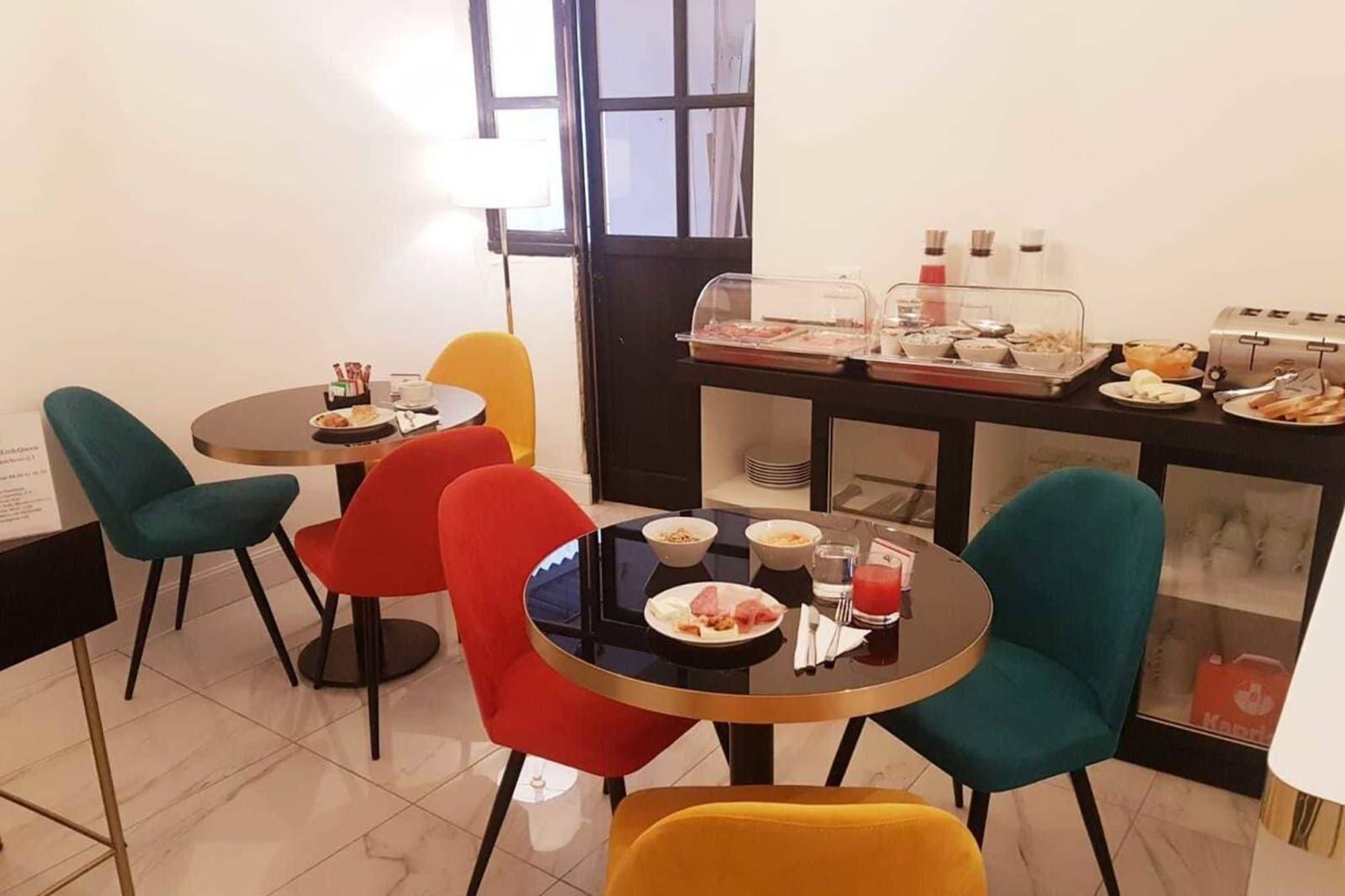 Restaurant Little Queen Pantheon Residence
