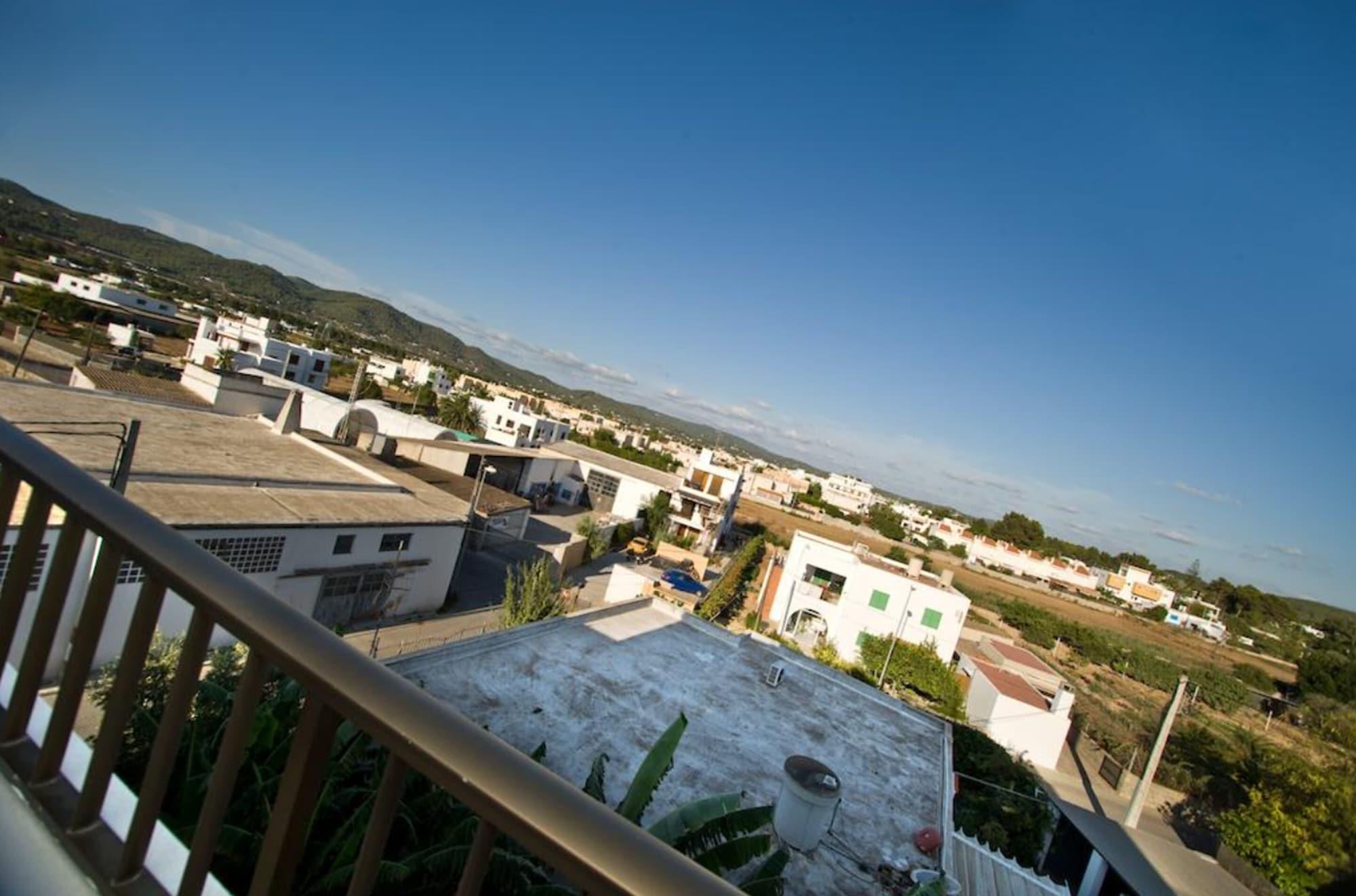 Vista Exterior Hostal Can Jurat