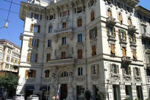 Alojamiento - Hotel Genova Liberty