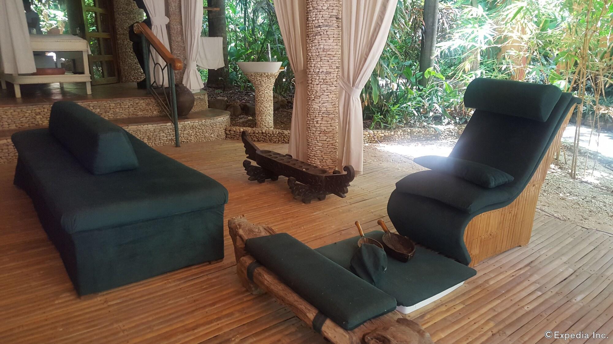 Vista Lobby Coco Grove Beach Resort