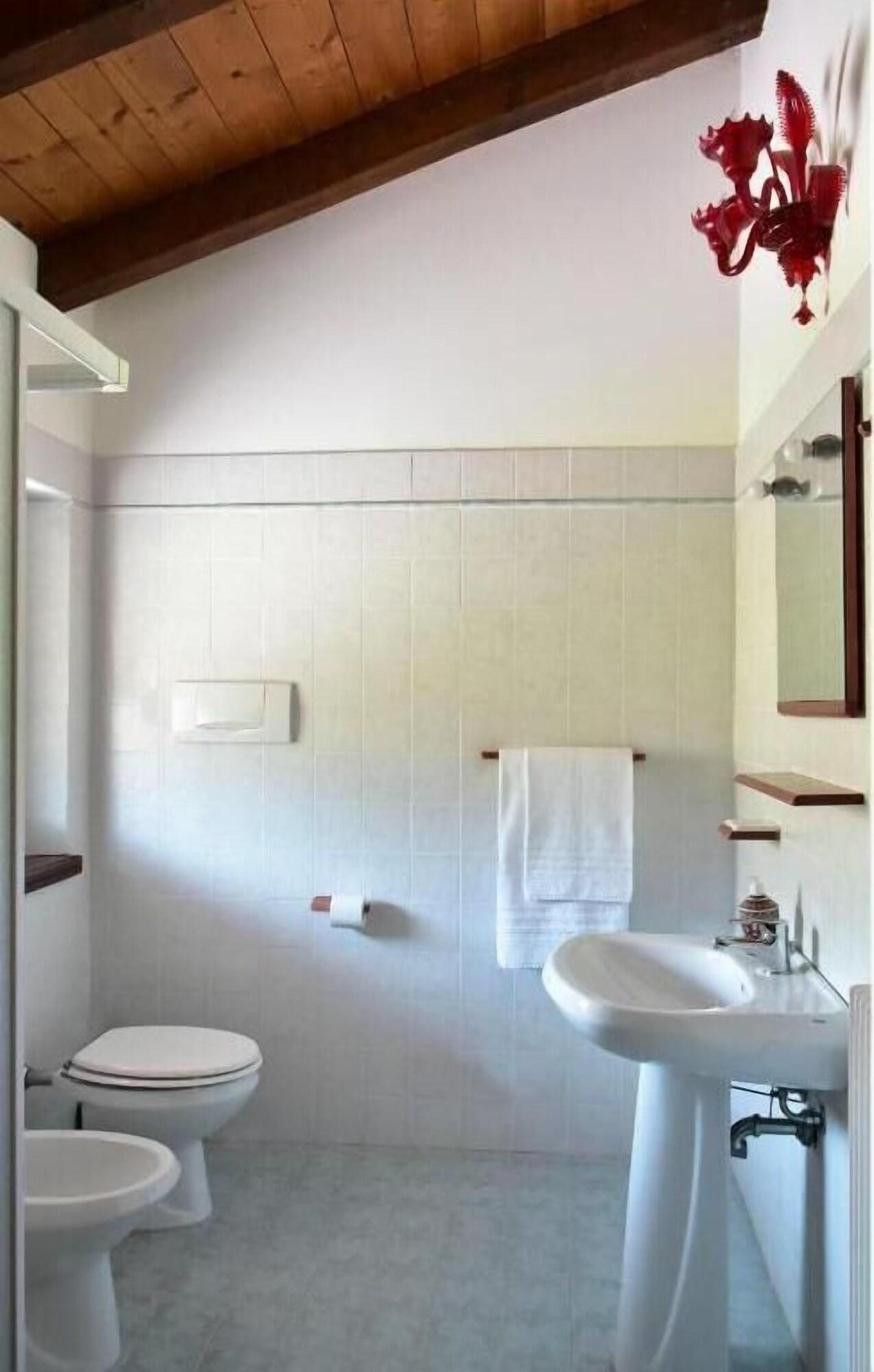 Equipamiento de Habitación Tenuta Valdomini