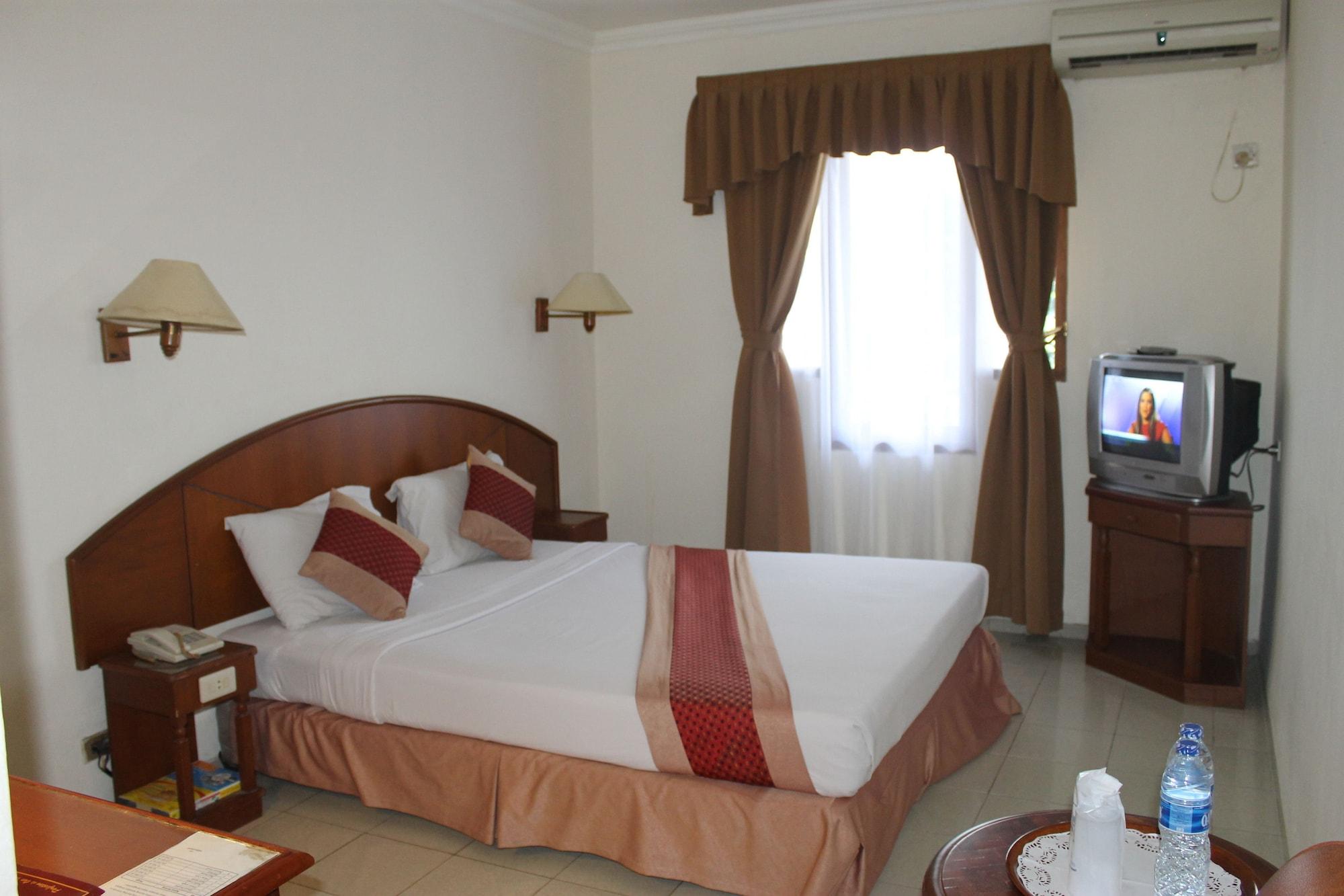 Set de Habitación Mega Matra Hotel