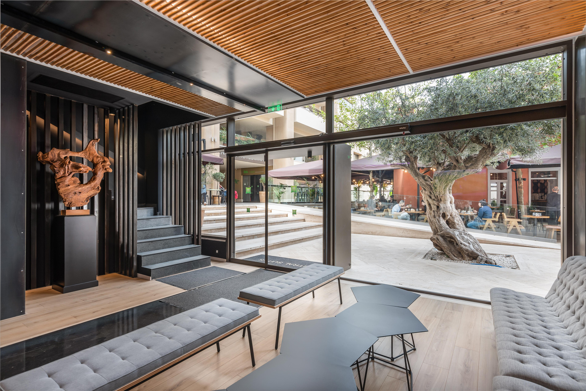 Vista Lobby Ibis Styles Heraklion Central