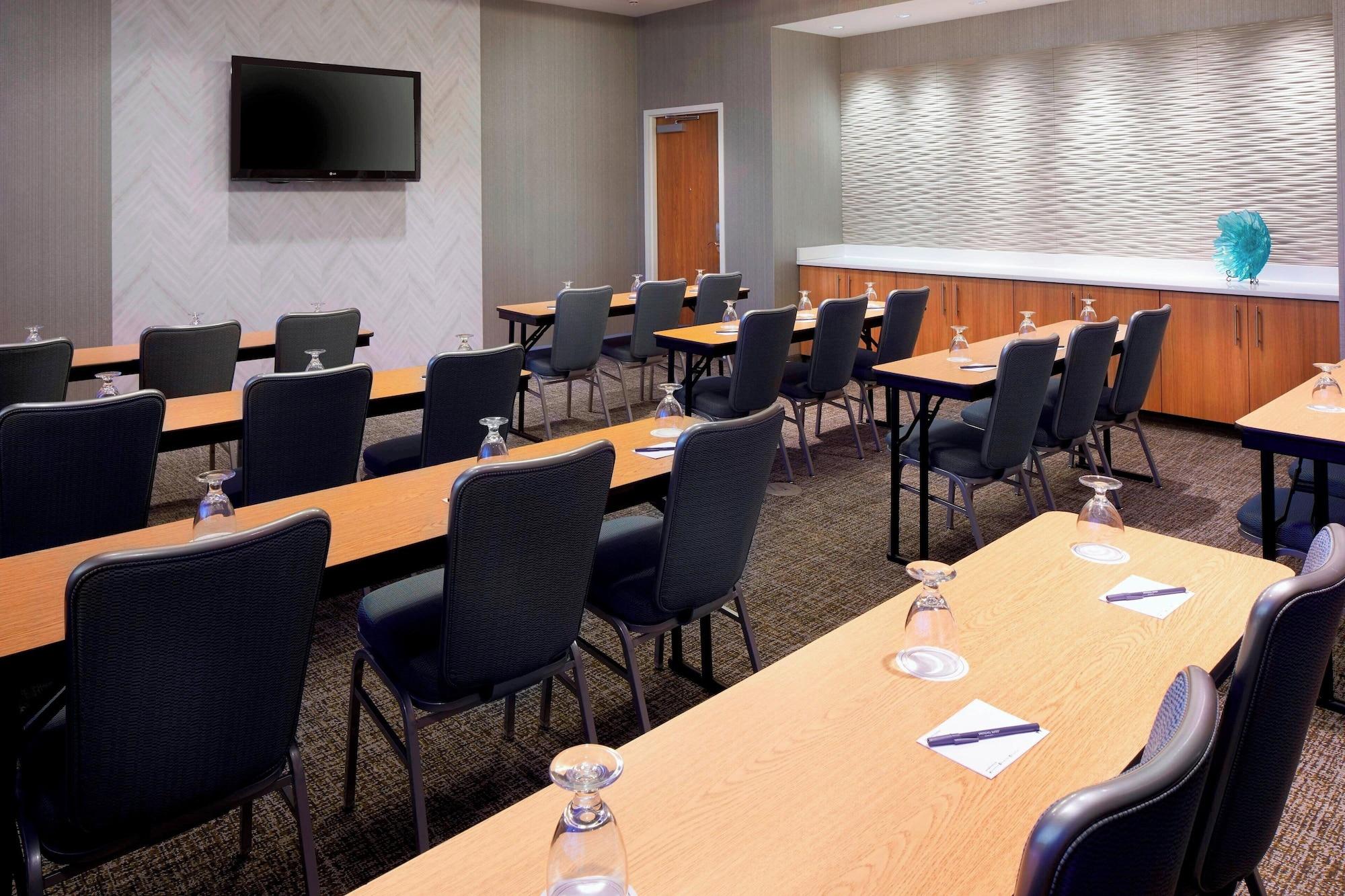Sala de Reuniones SpringHill Suites by Marriott Pittsburgh Bakery Square