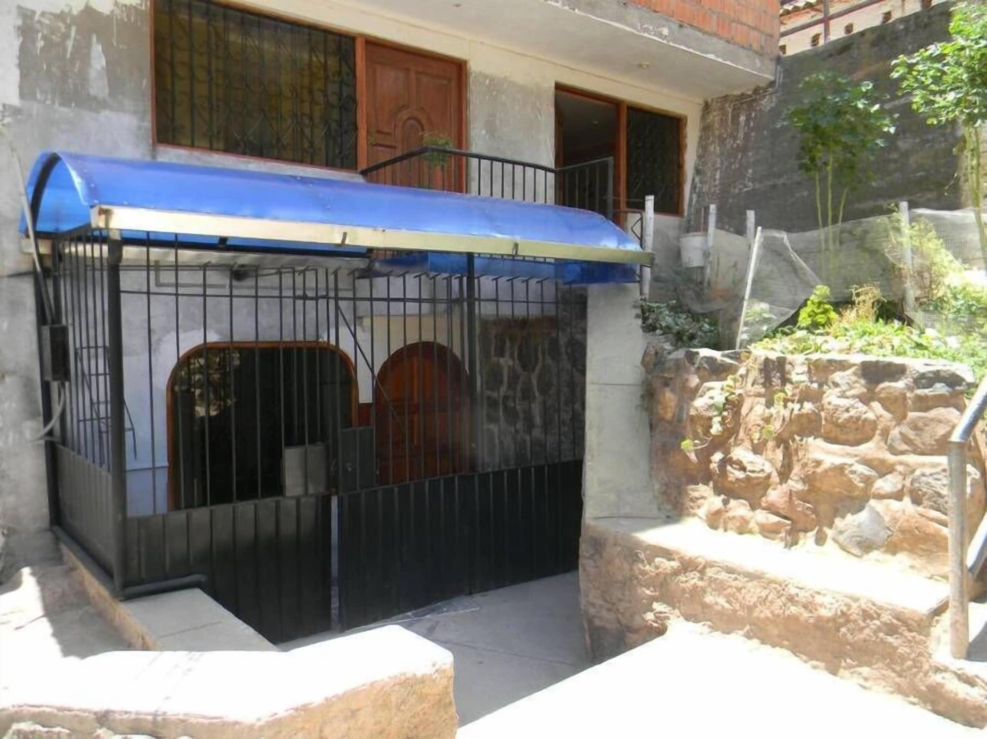 Vista Exterior Hatun Wasi Tawantinsuyo