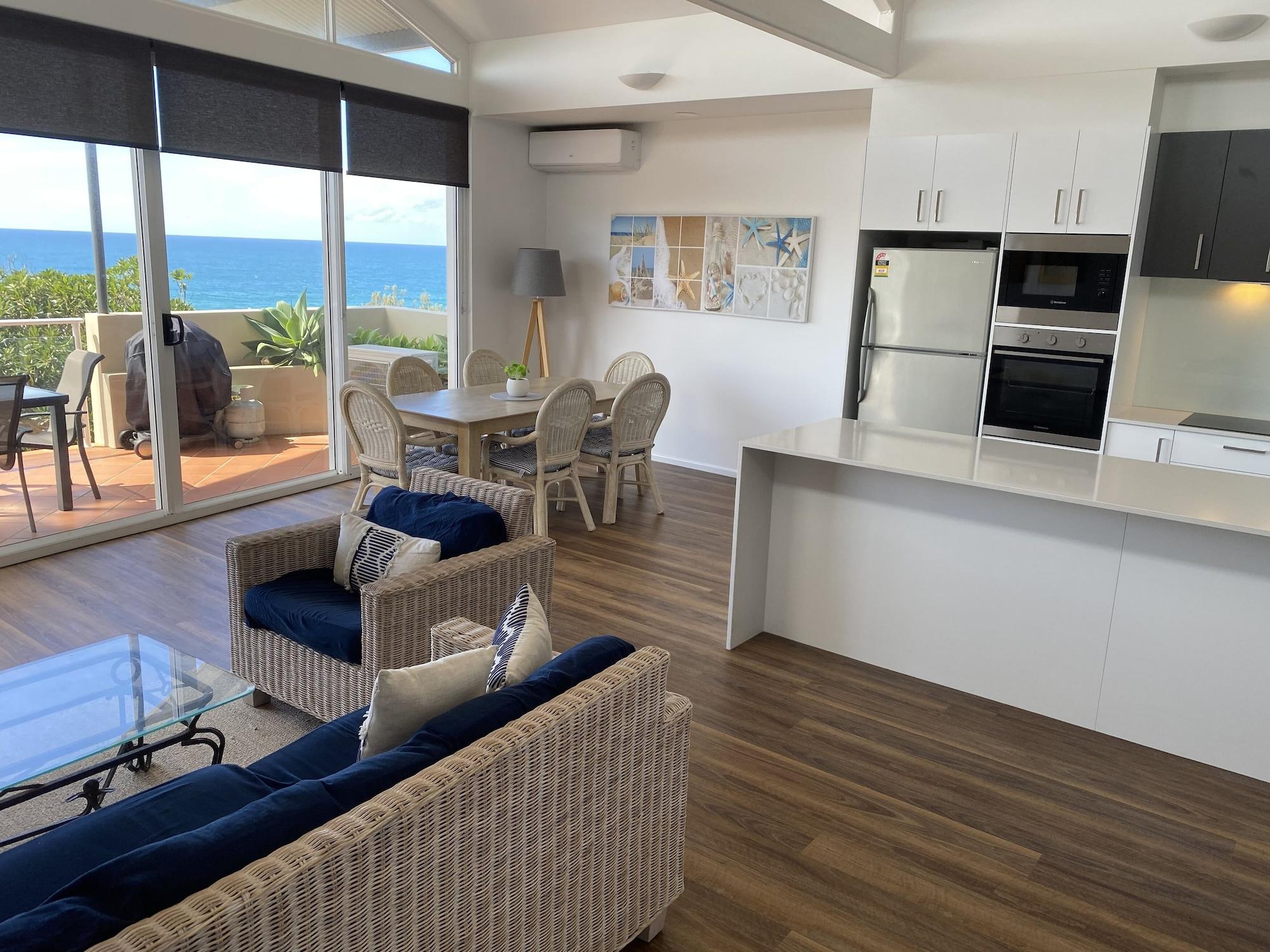 Habitación Aqua Promenade Beachfront Apartments