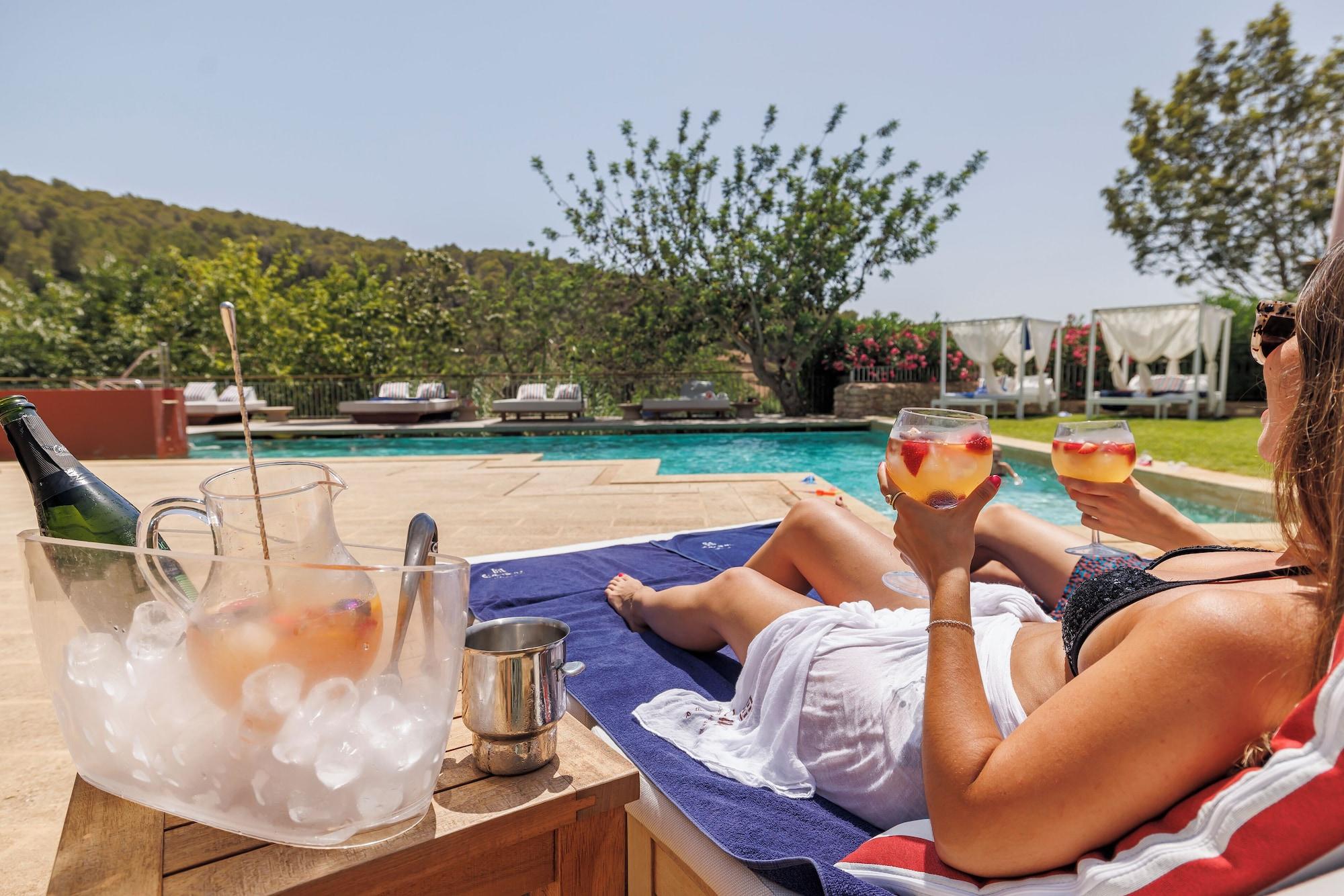 Vista Piscina Can Lluc Boutique Country Hotel & Villas