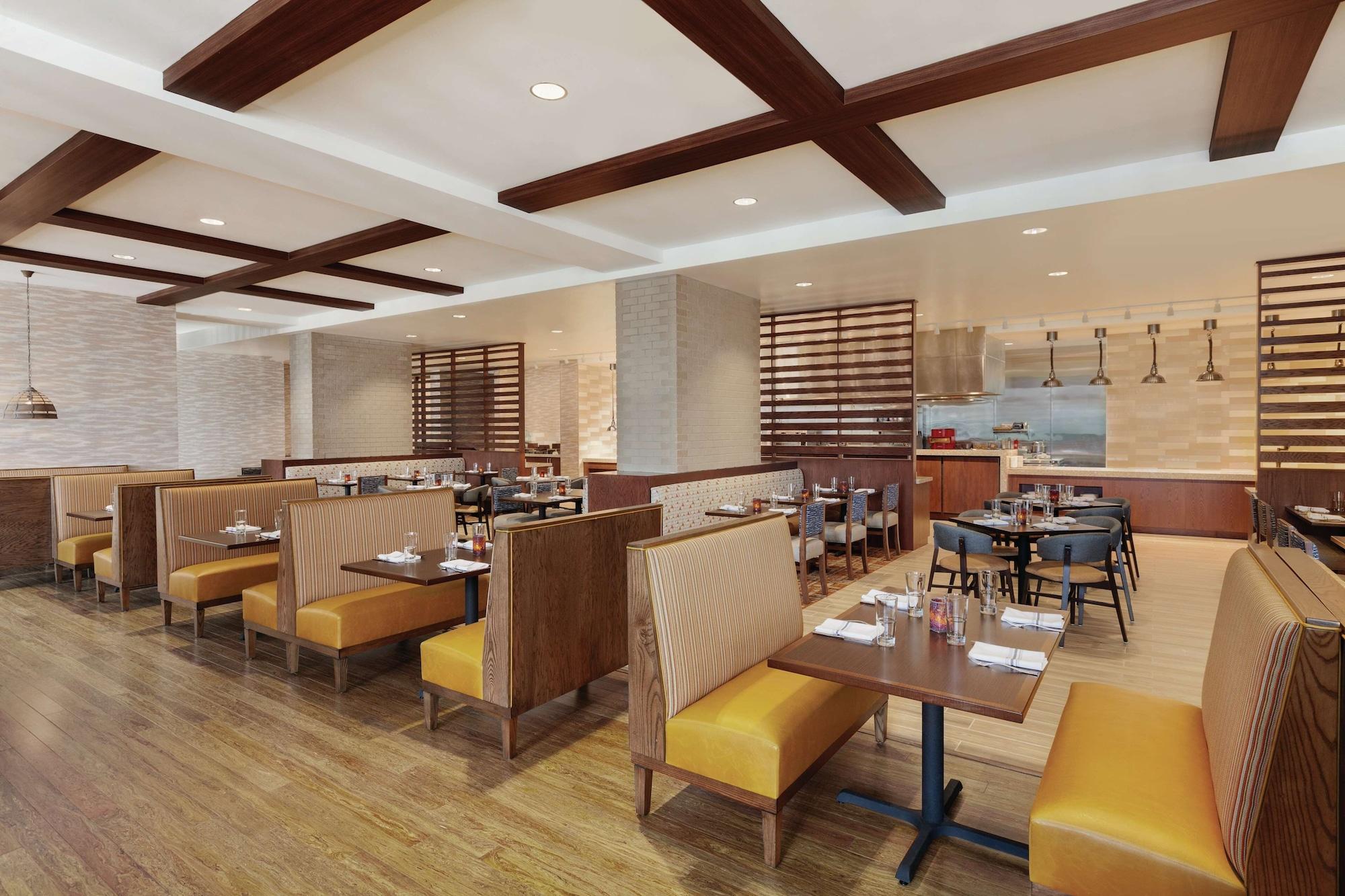 Restaurant Embassy Suites by Hilton South Jordan Salt Lake City