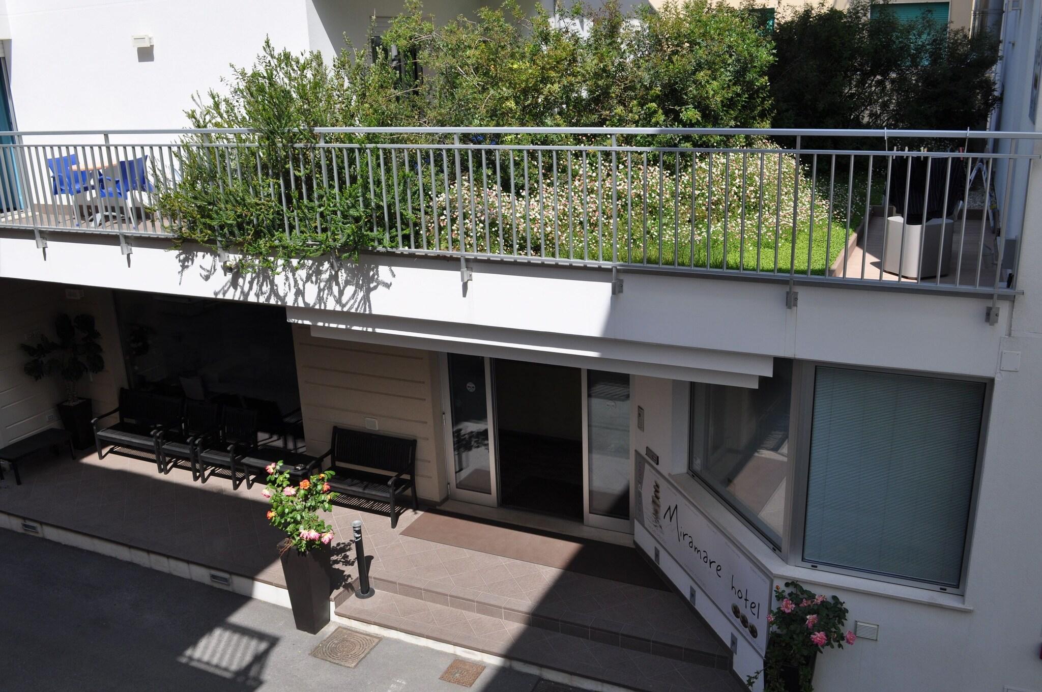 Vista Exterior Hotel Miramare