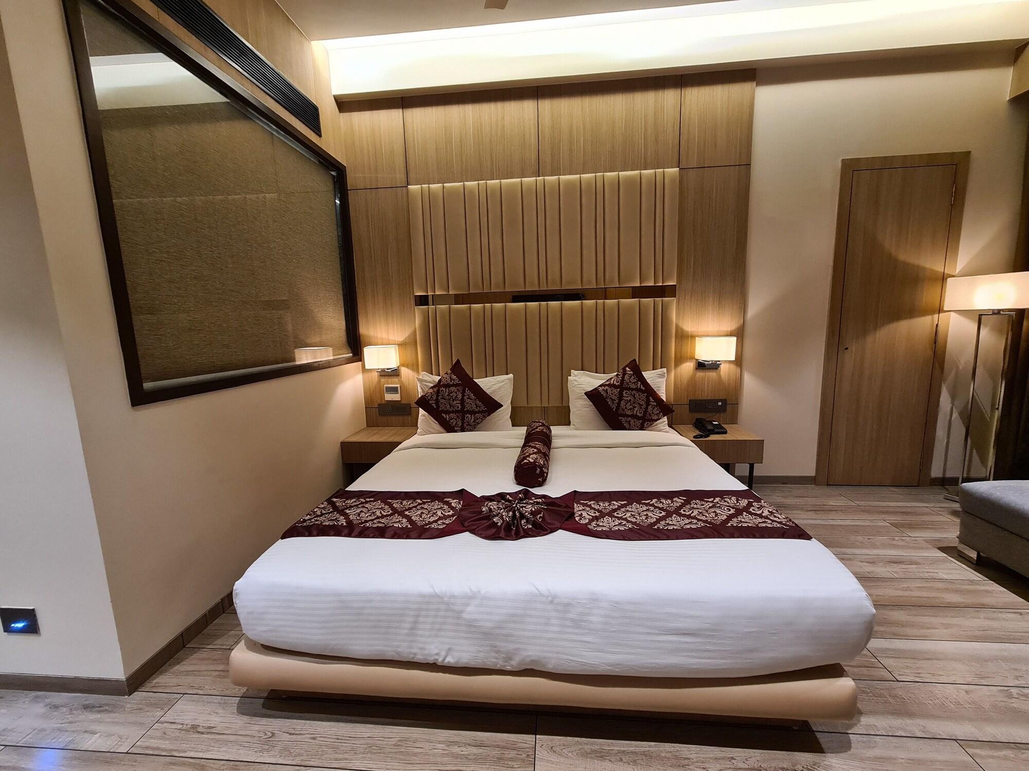 Equipamiento de Habitación NRICH SKYOTEL