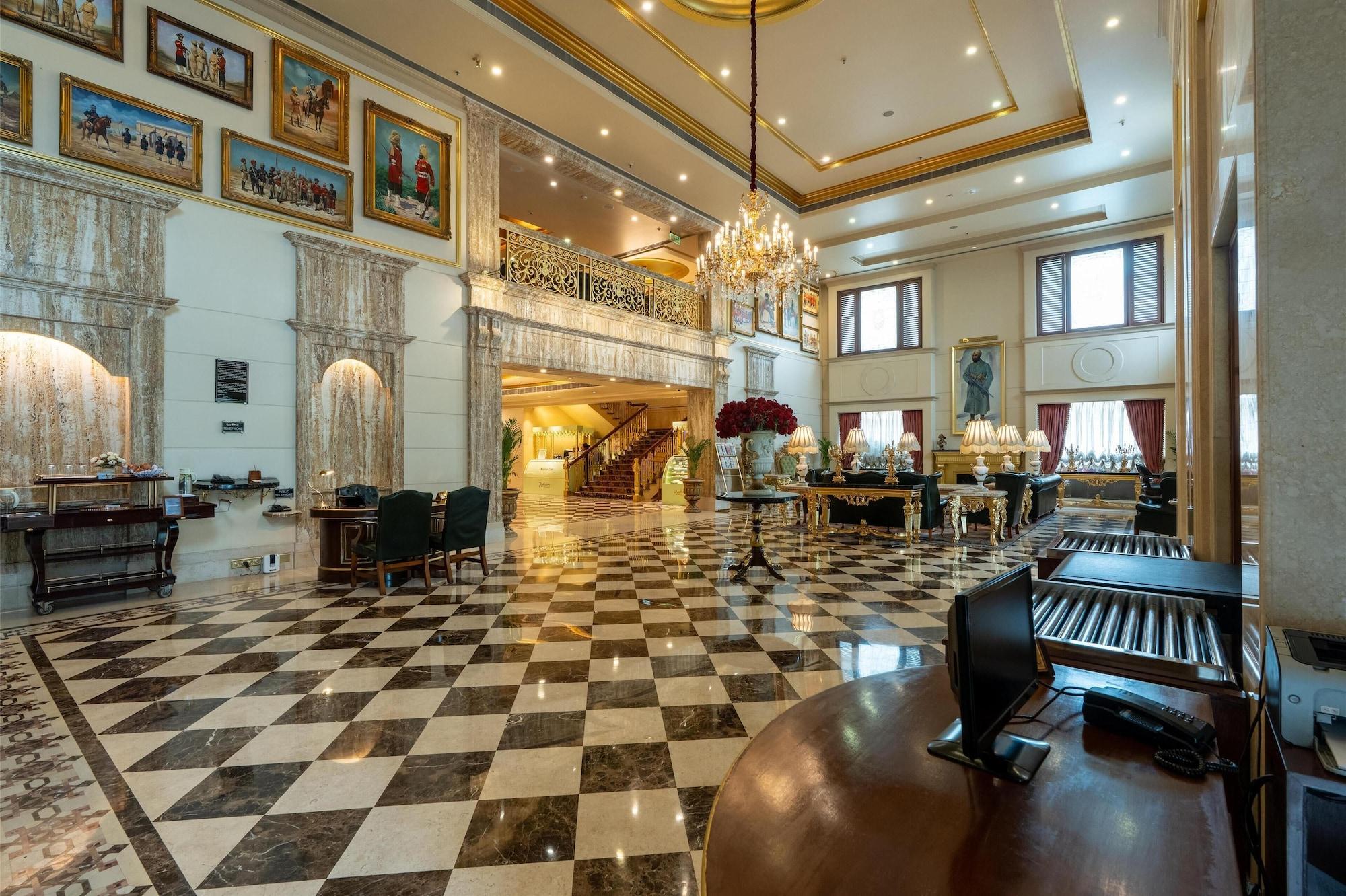 Vista Lobby Radisson Hotel Jalandhar