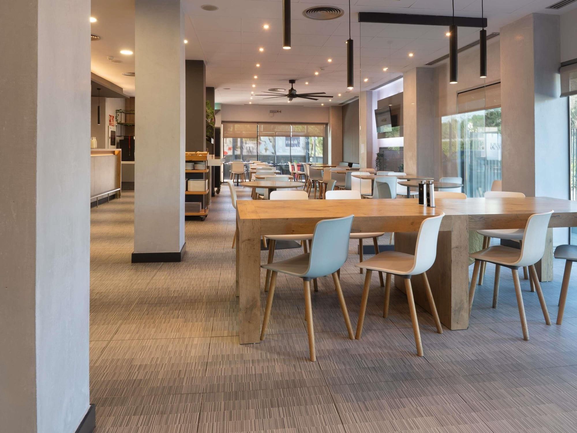 Restaurant ibis Barcelona Montmelo-Granollers