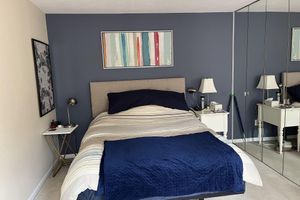 Alquiler Vacacional - Cozy Condo, walk to town, private and bright