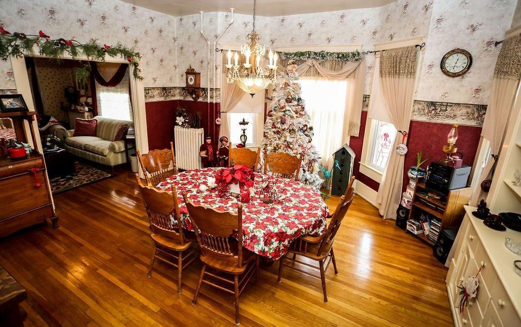 Restaurant 3rd Street Nest Bed & Breakfast