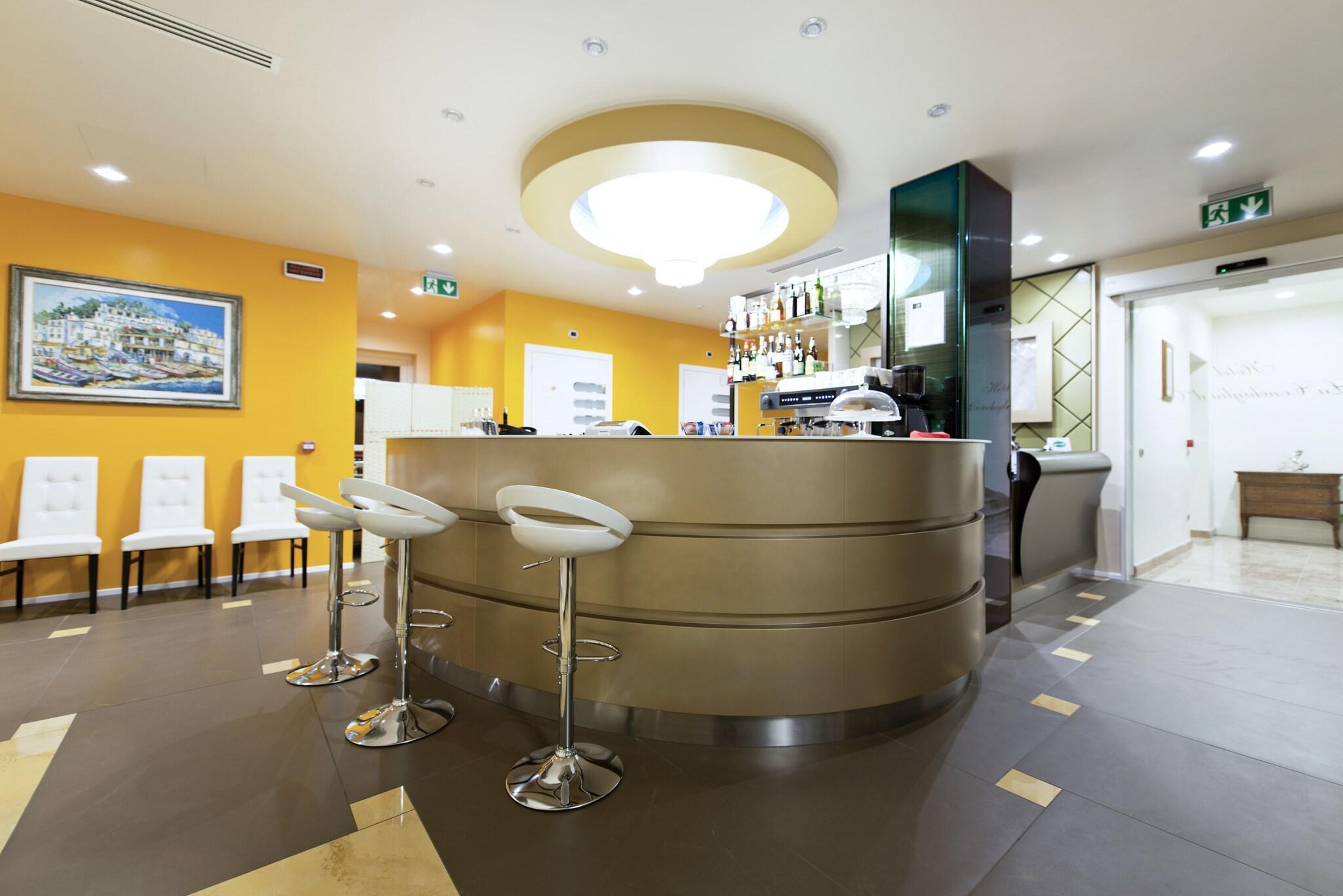 Bar/Salón Palace Hotel La Conchiglia D'Oro