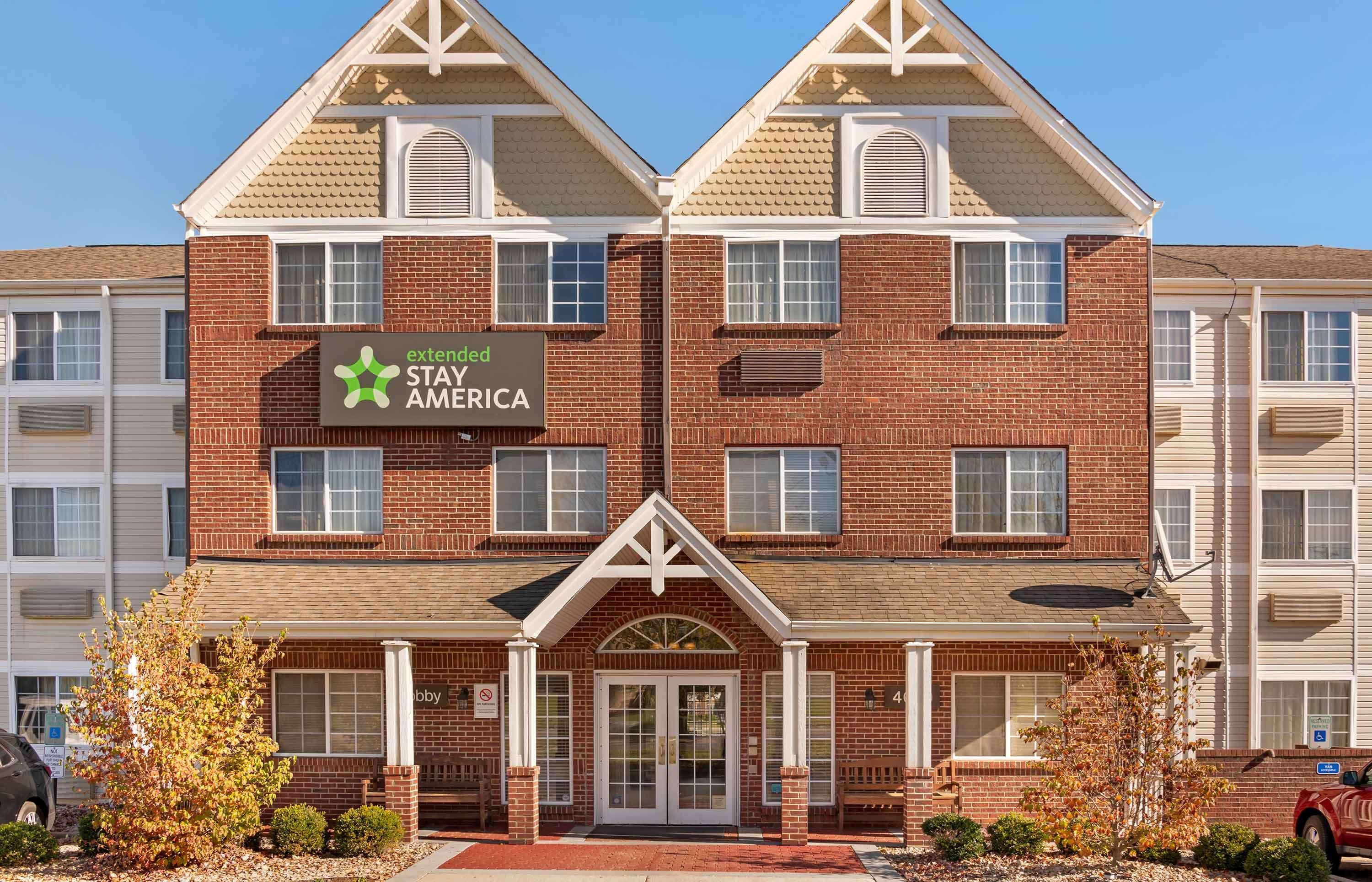 Vista Exterior Extended Stay America Cincinnati Blue Ash Reed Har