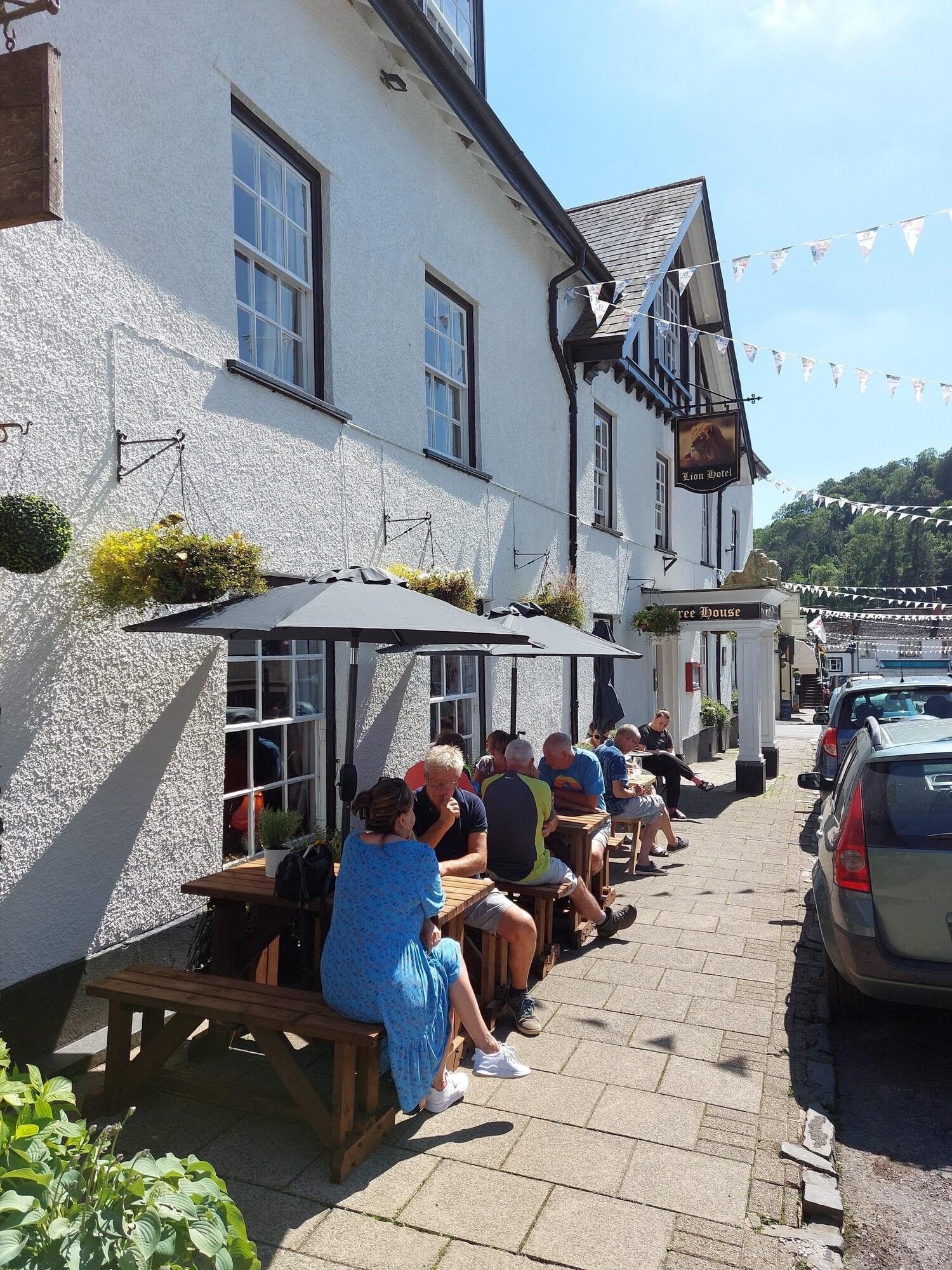 Vista Exterior Lion Hotel Exmoor