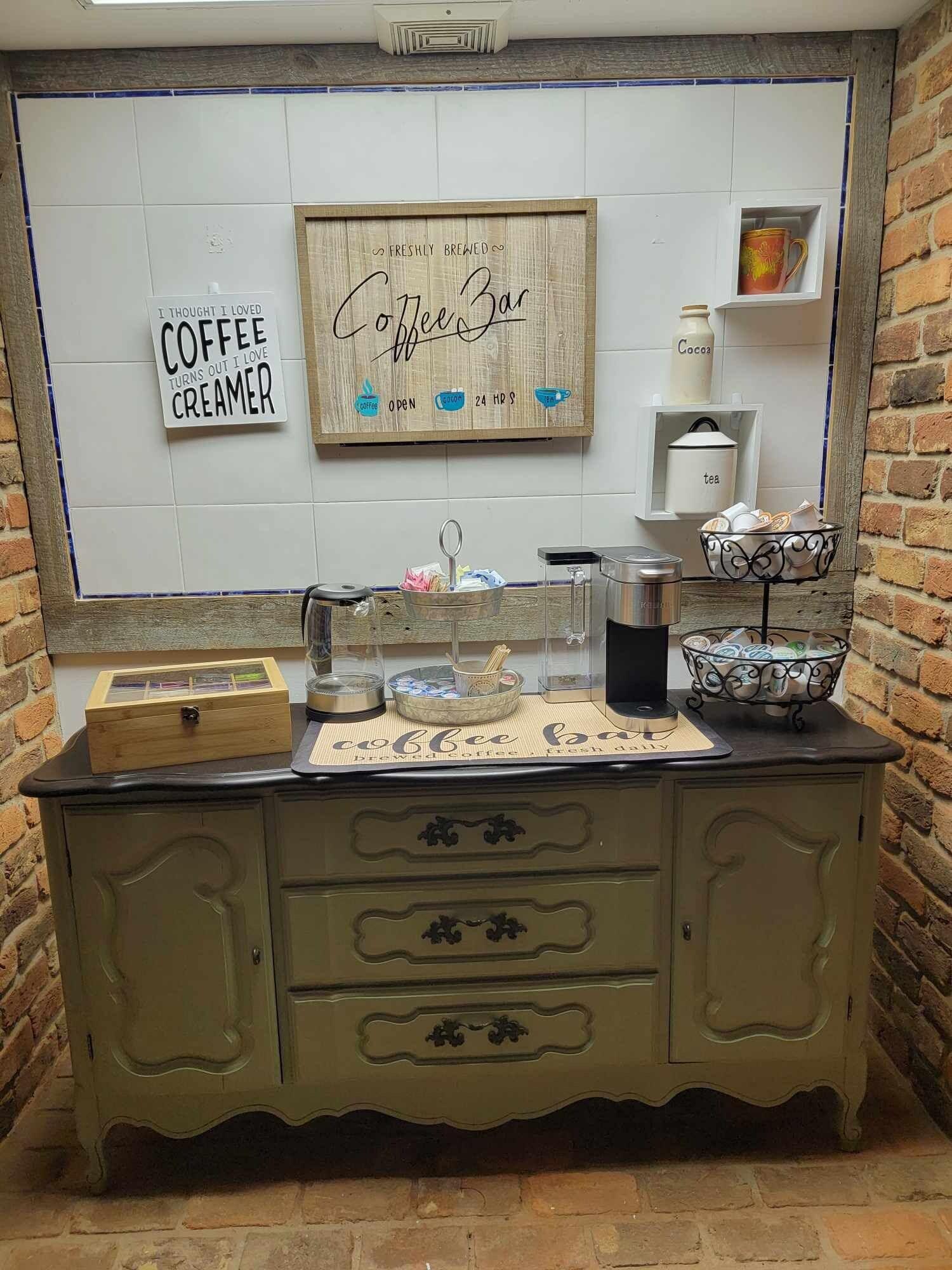 Bar/Salón Moonlight Manor Bed and Breakfast