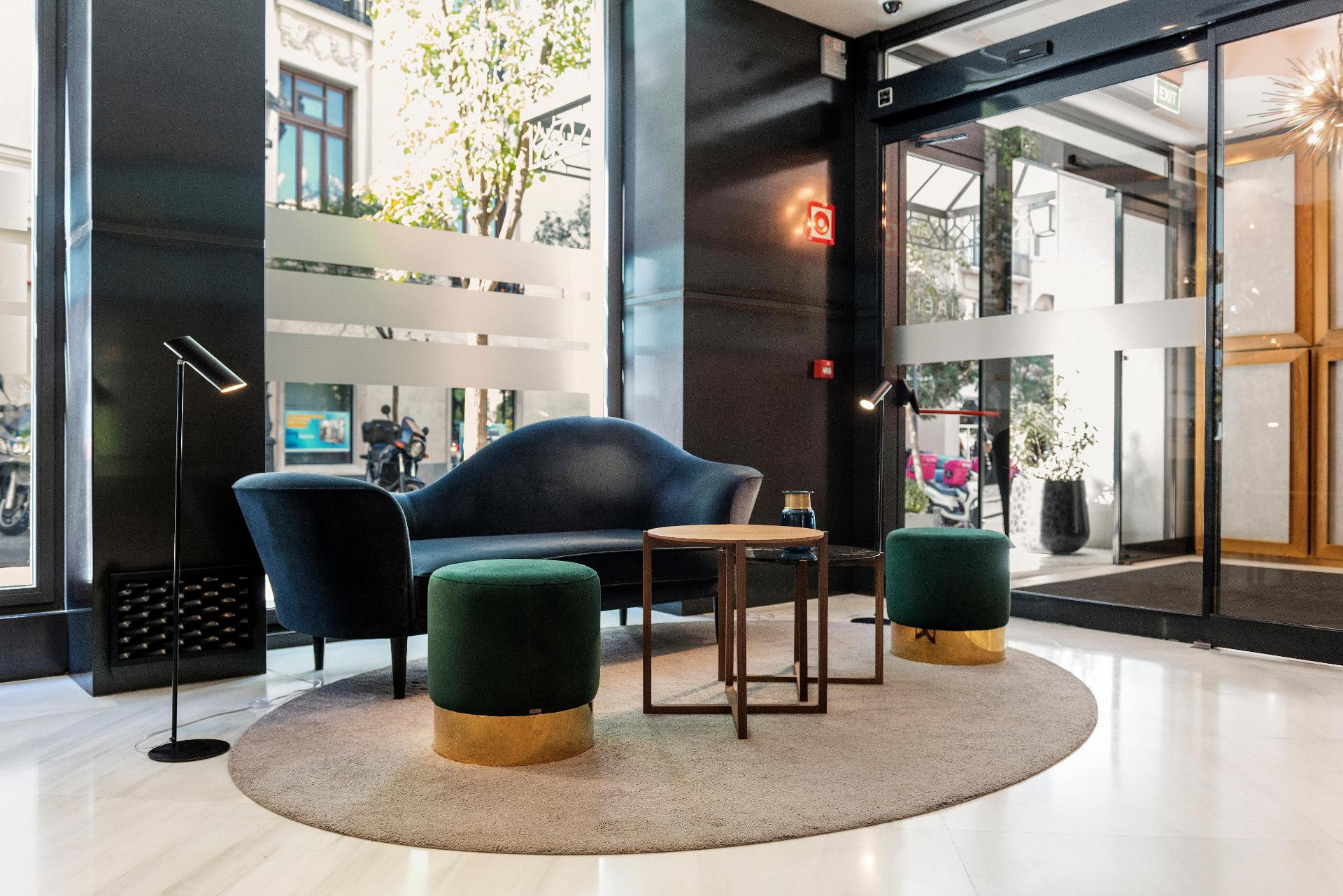 Vista Lobby DoubleTree by Hilton Madrid-Prado