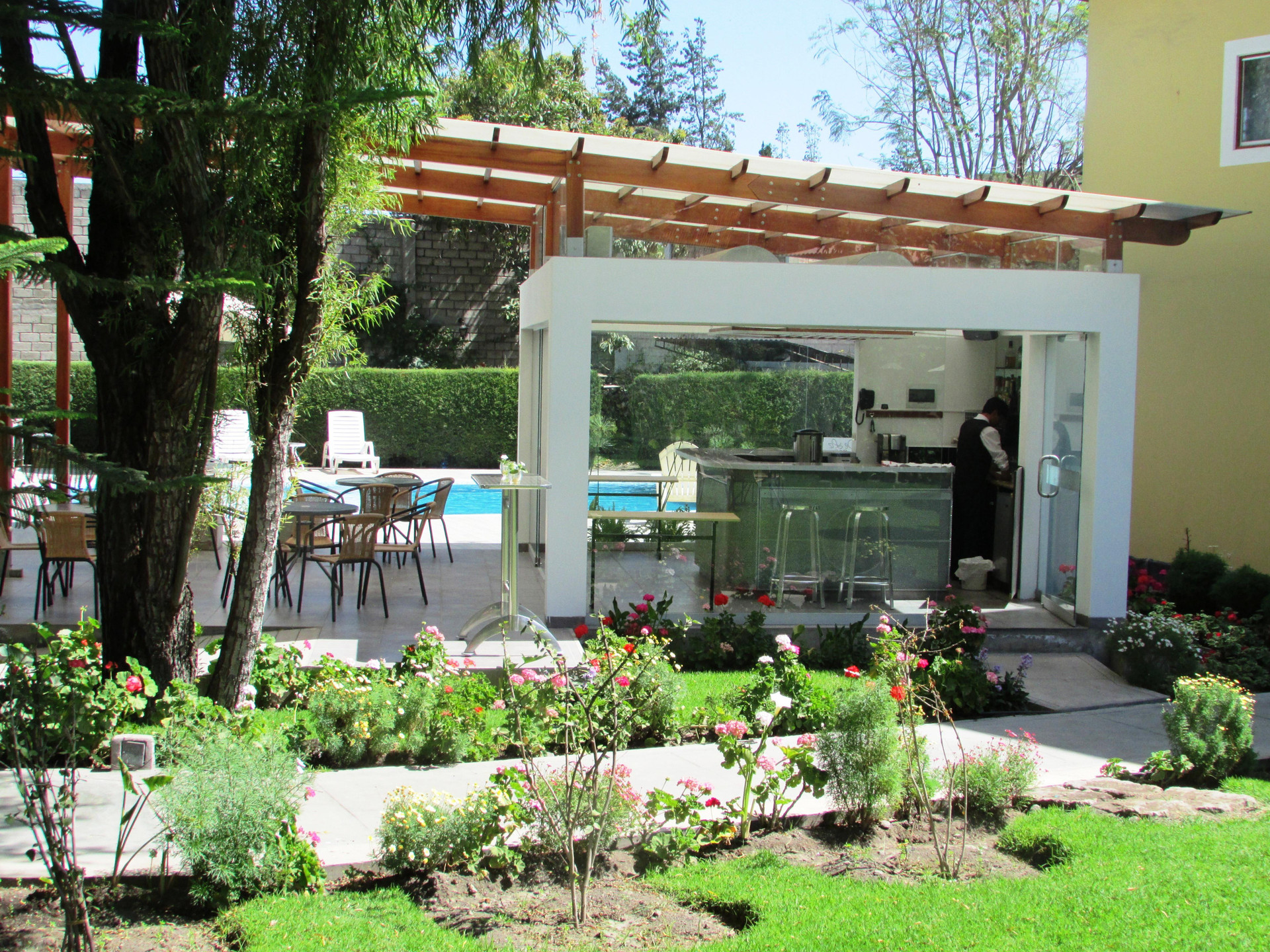 Bar/Salón Queen's Villa