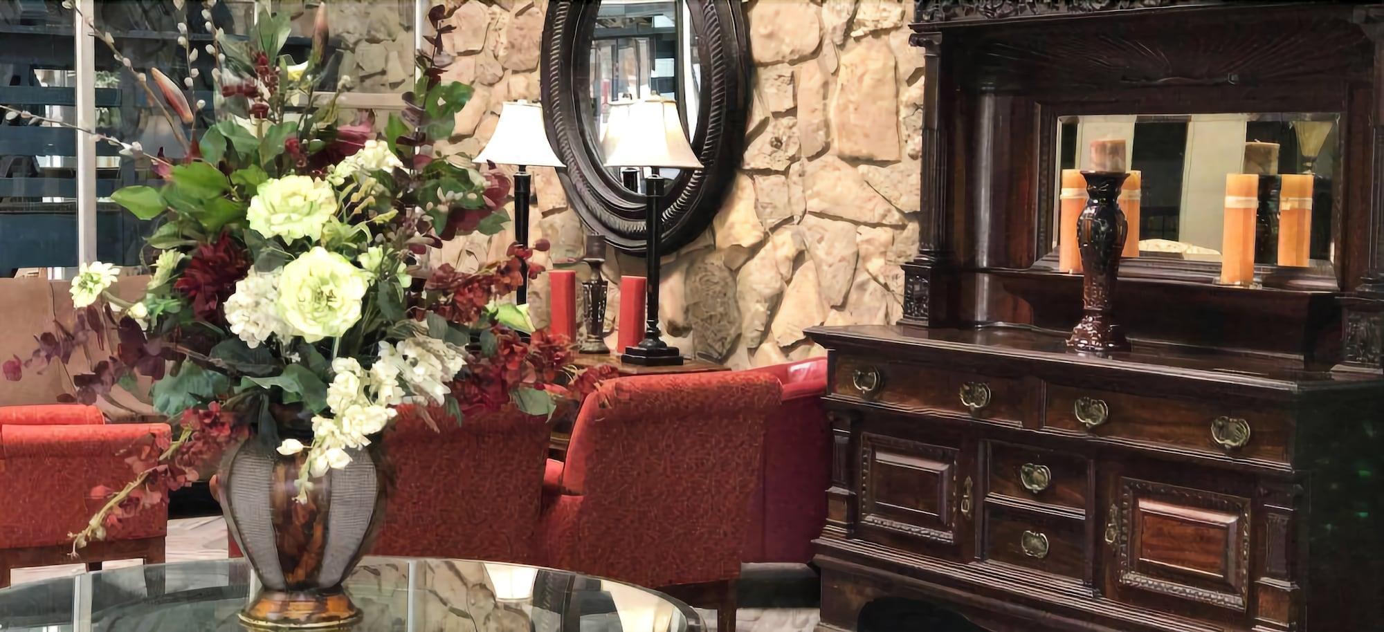 Vista Lobby Hub City Inn