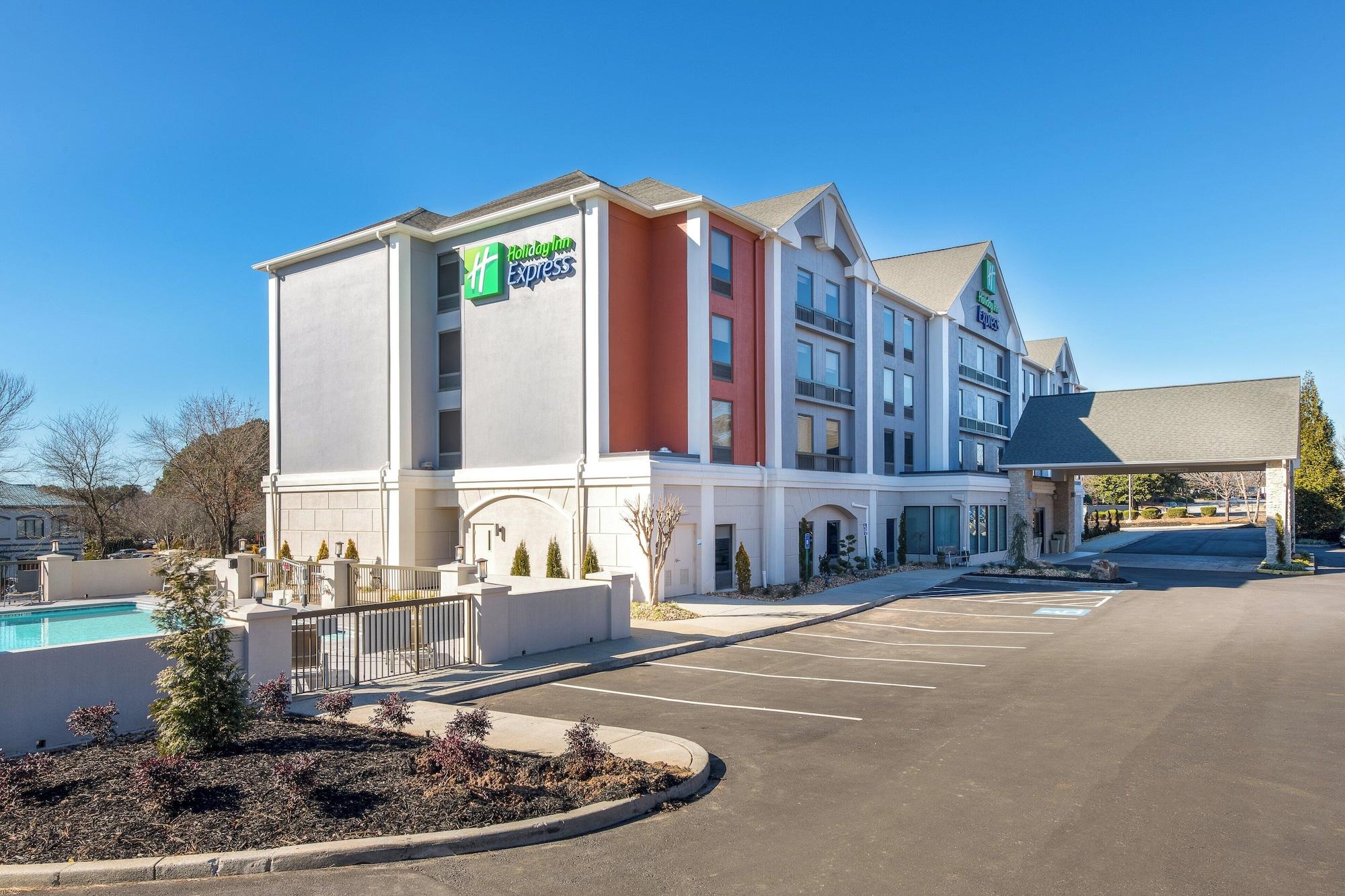 Vista Exterior Holiday Inn Express Atlanta West - Theme Park Area by IHG