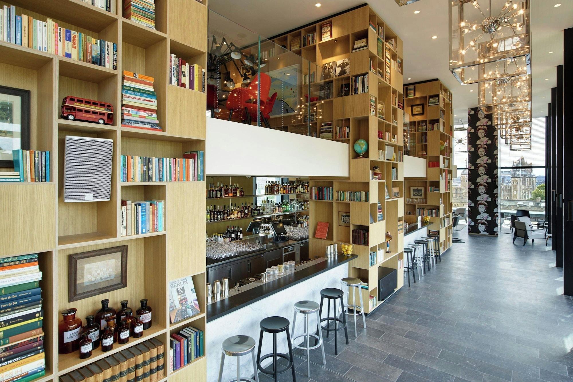 Bar/Salón citizenM Tower of London
