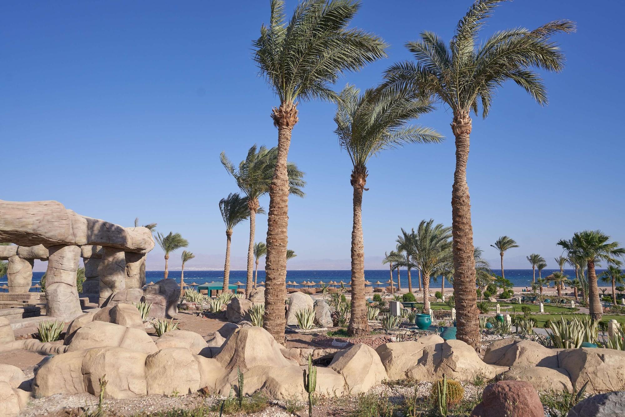 Vista Exterior Bayview Taba Heights Resort