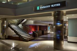 Alojamiento - Embassy Suites by Hilton Washington DC Chevy Chase Pavilion
