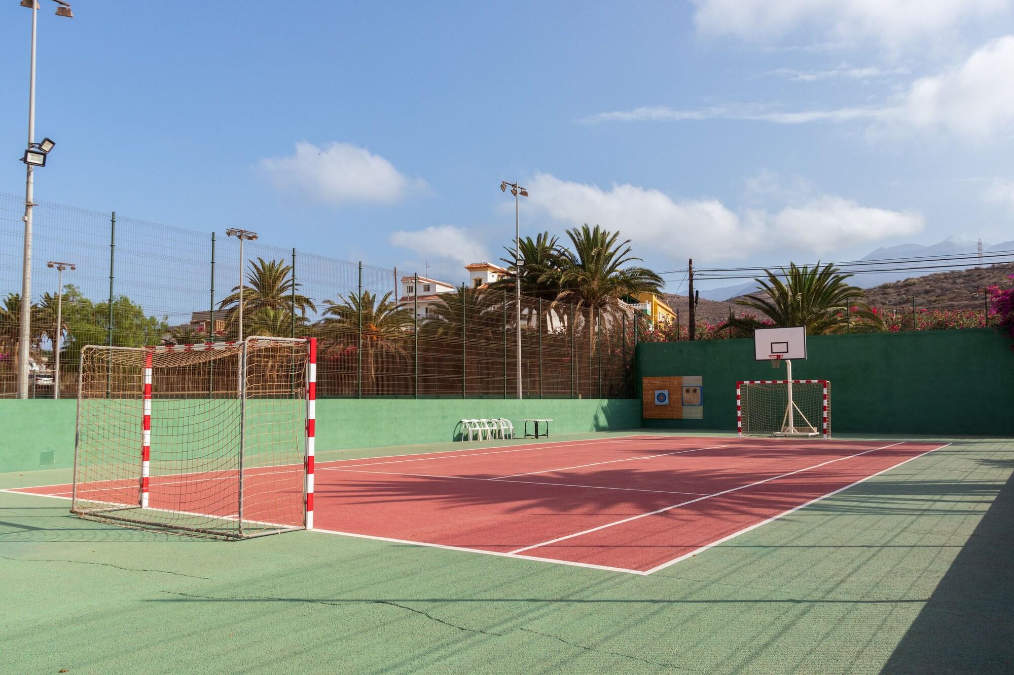 Instalaciones Recreativas Club Hotel Marazul