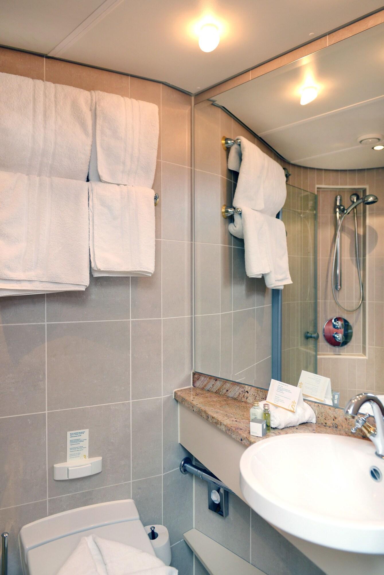 Equipamiento de Habitación Crossgates Hotelship Nizzaufer - Frankfurt