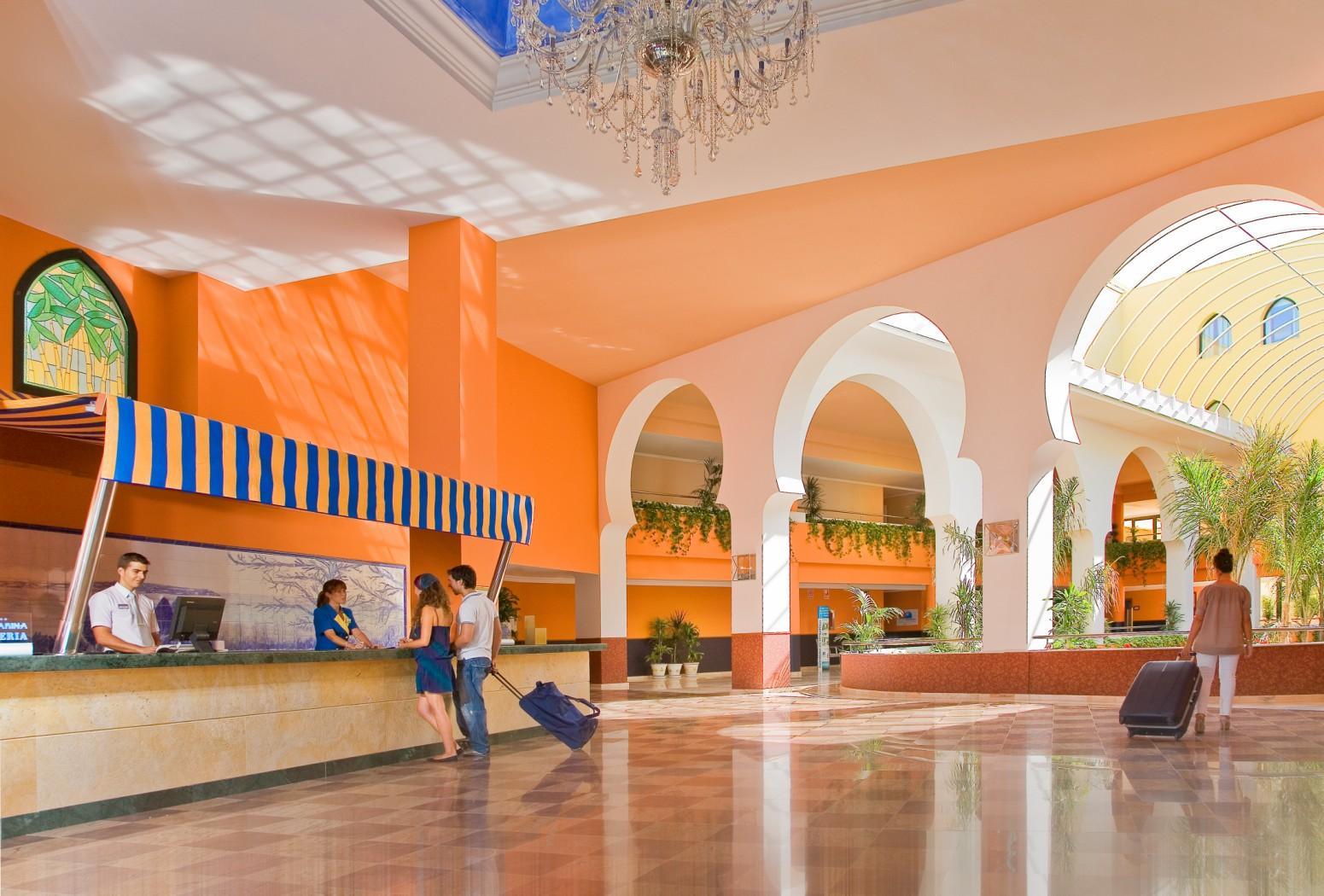 Vista Lobby Playamarina