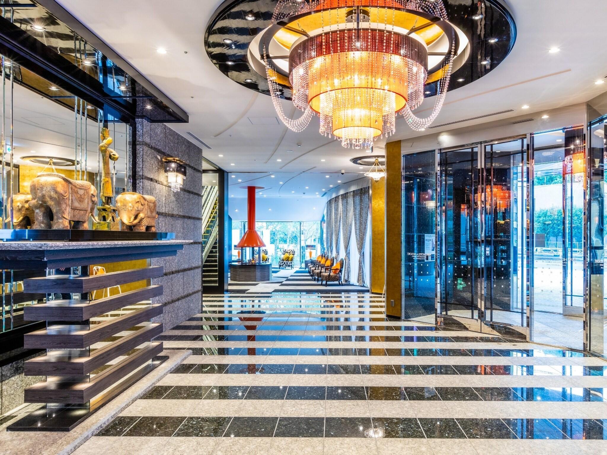 Vista do lobby APA Hotel & Resort Ryogoku Ekimae Tower