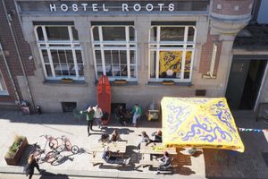 Alojamiento - Hostel Roots